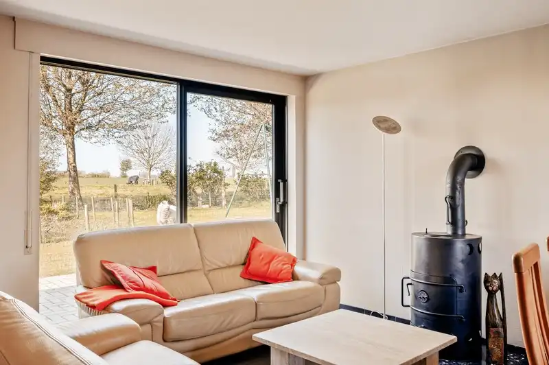 Landelijke woning te Alveringem, vergund voor residentieel wonen met plattelandstoerisme foto 9