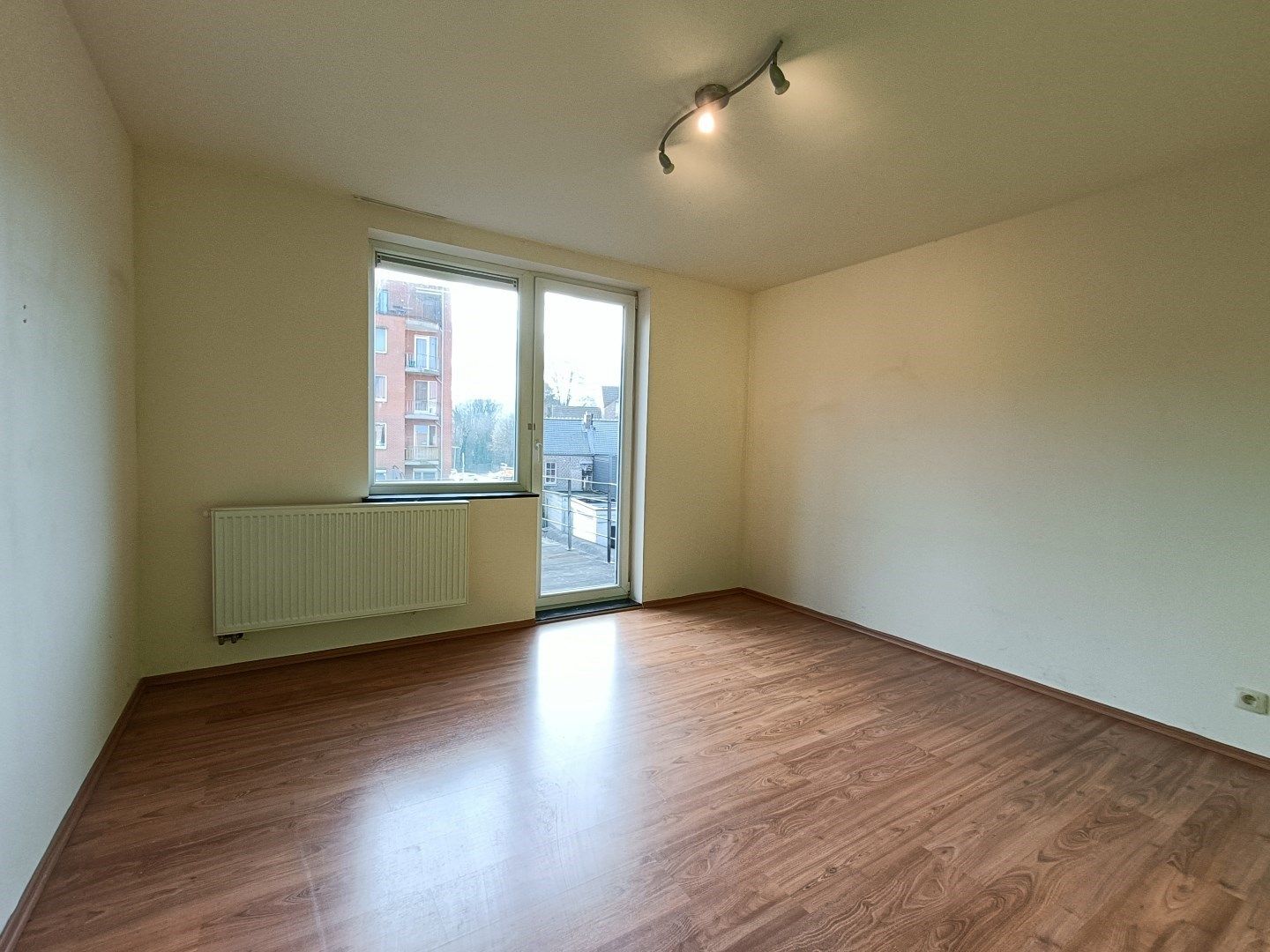 Instapklaar appartement met 2 slaapkamers en ruim dakterras - centrum Tongeren foto 8