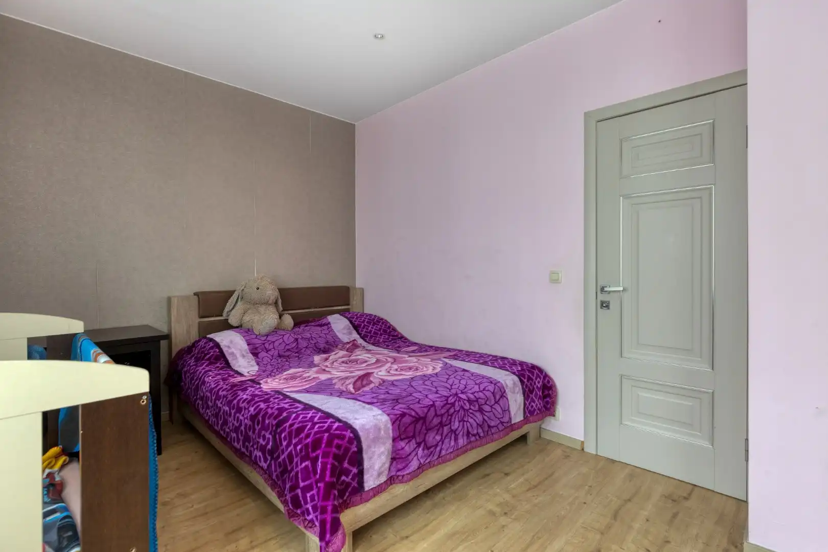 Rustig gelegen rijwoning met 3 slaapkamers en tuin foto 11