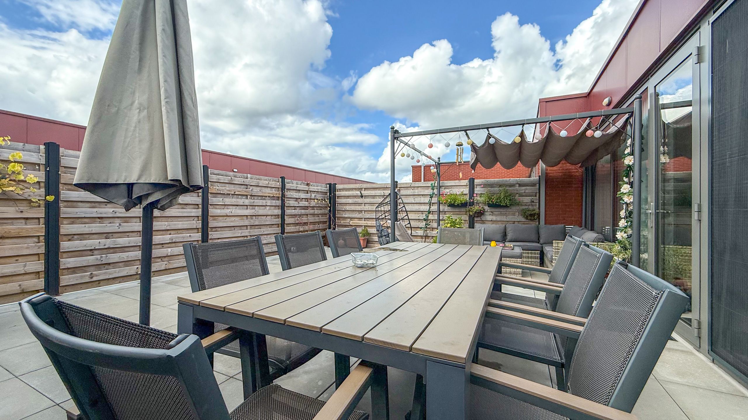 Nieuwbouwappartement met 2 slpks terras en parking aan 2% RR foto 24