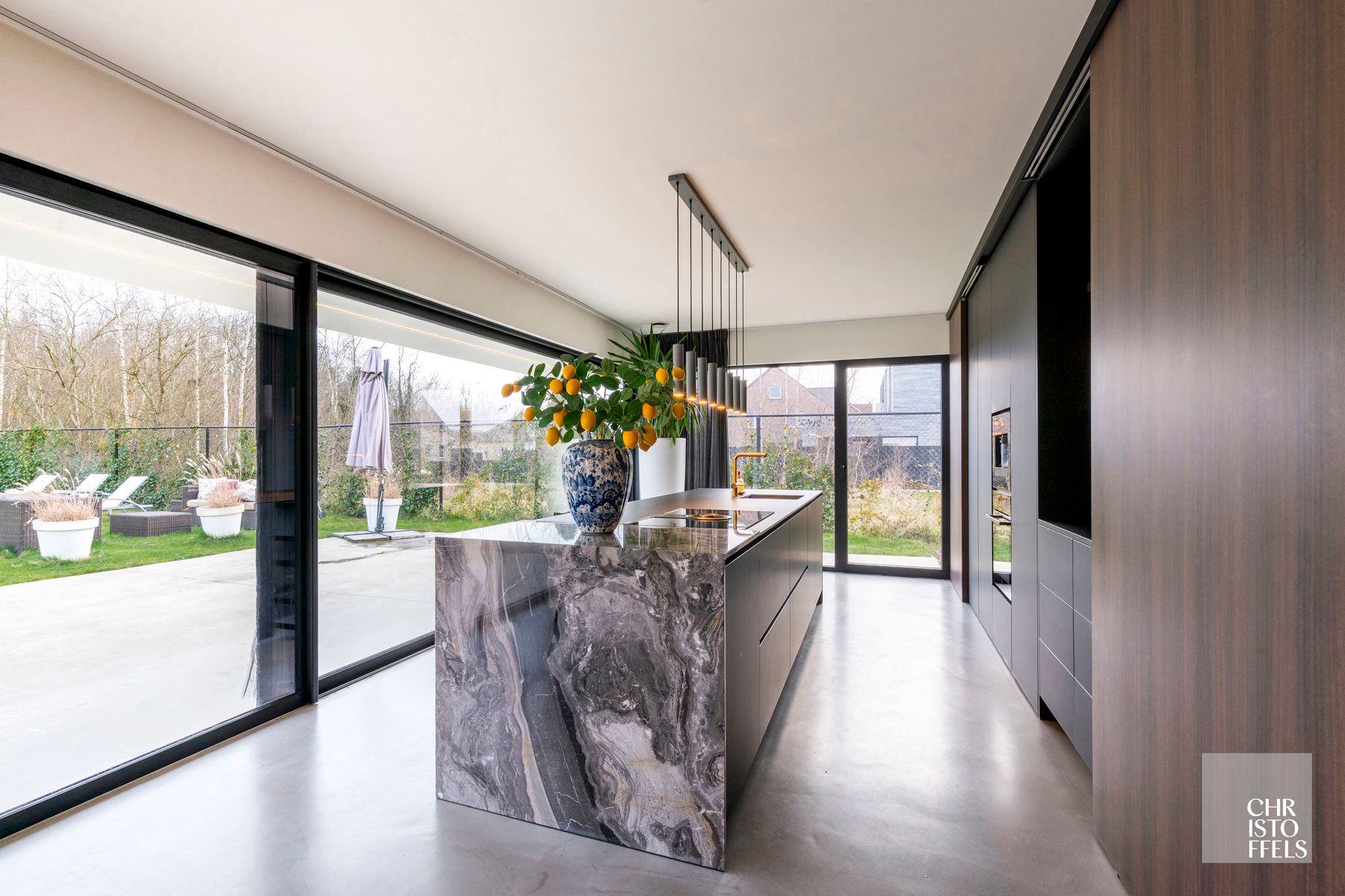 Residentieel gelegen eigentijdse en energiezuinige villa. foto 17