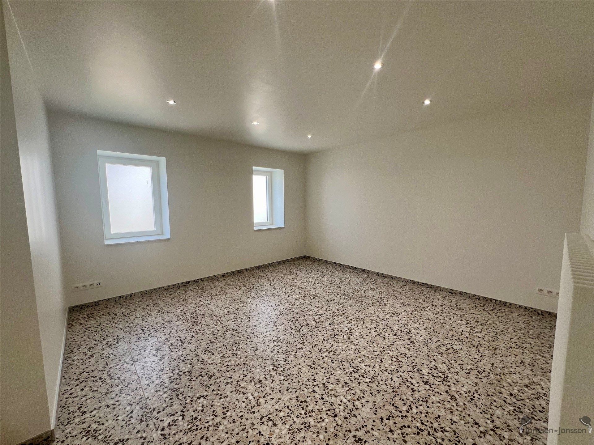 Gerenoveerde hoeve met karakter, duurzame afwerking en lage EPC-waarde foto 11