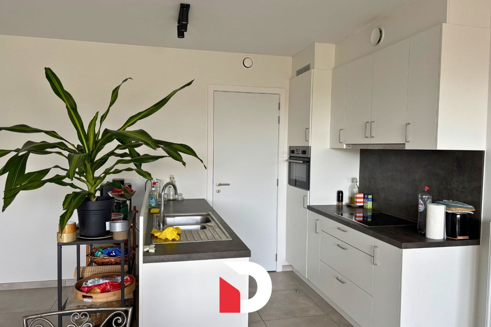 Recent appartement met 2 slaapkamers en ruim terras nabij Brugge  foto 3