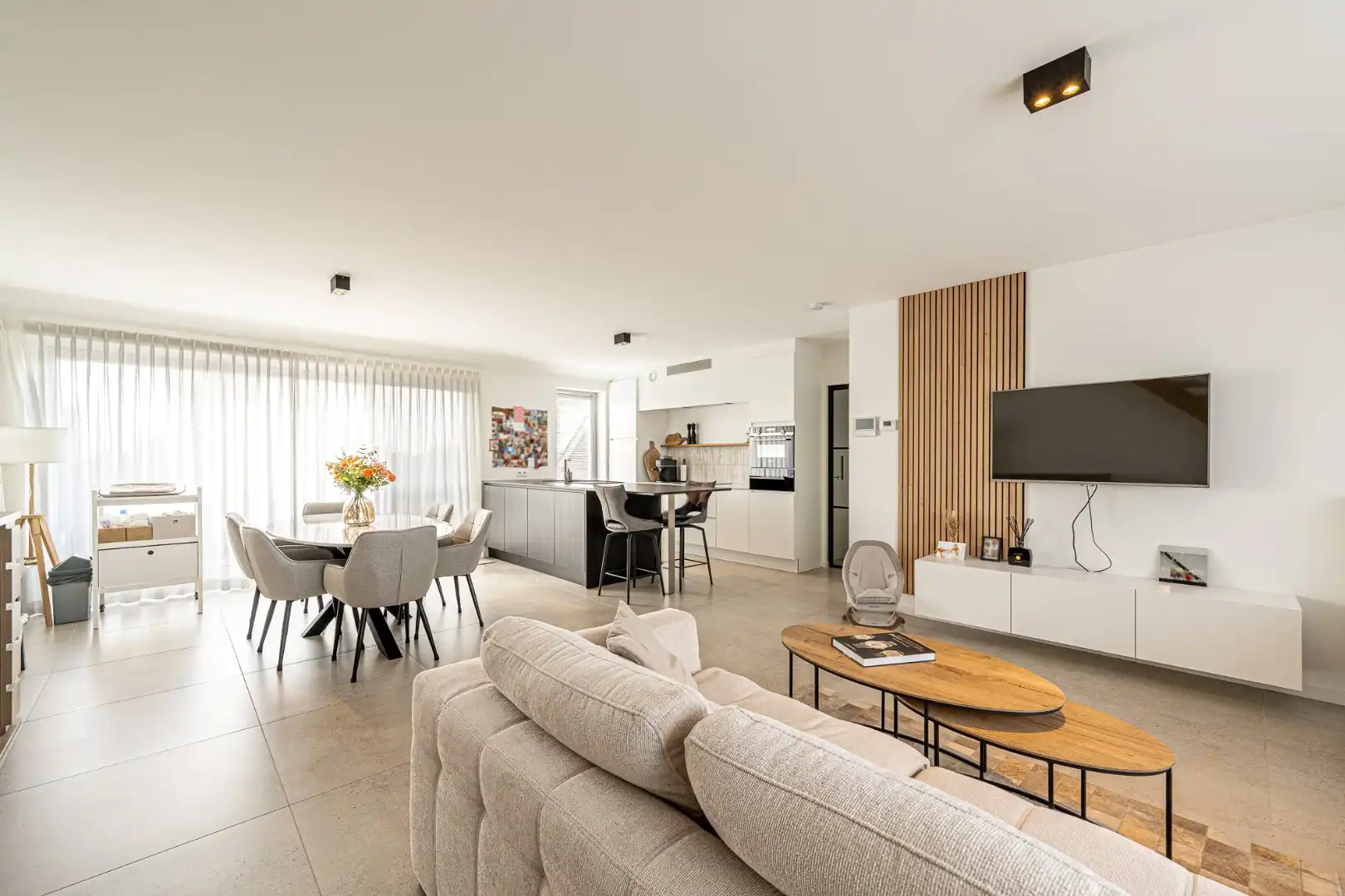 Instapklaar duplex-appartement met 3 slaapkamers, 2 terrassen en garage in Moorslede foto 3