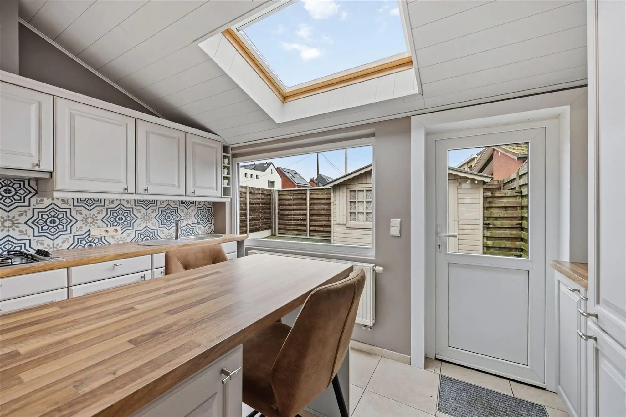 ZEER CHARMANTE WONING (81M²) MET 1 SLAAPKAMER EN RUIM TERRAS TE MEERHOUT foto 4