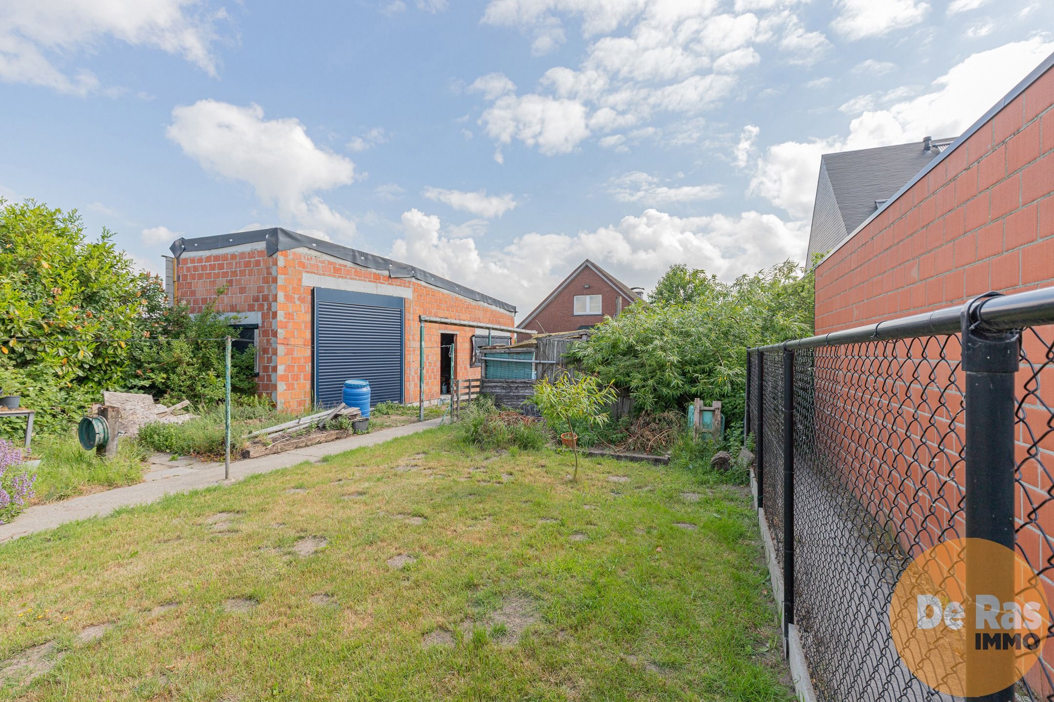 WANZELE - Te renoveren open bebouwing op perceel van 1286 m² foto 17