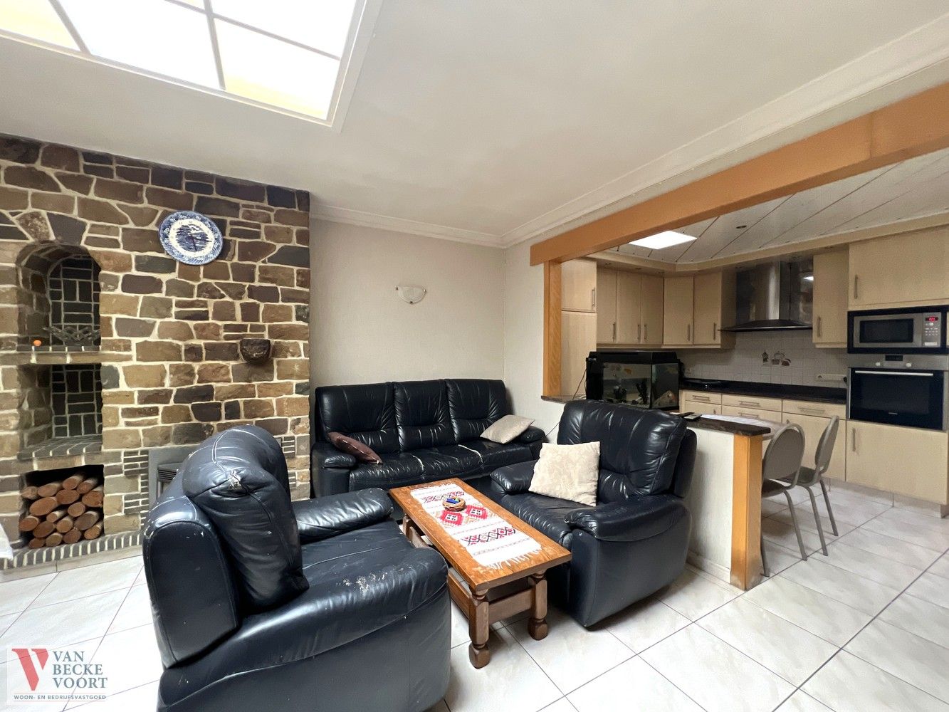 Handelsgelijkvloers met woonst 314m² foto 13