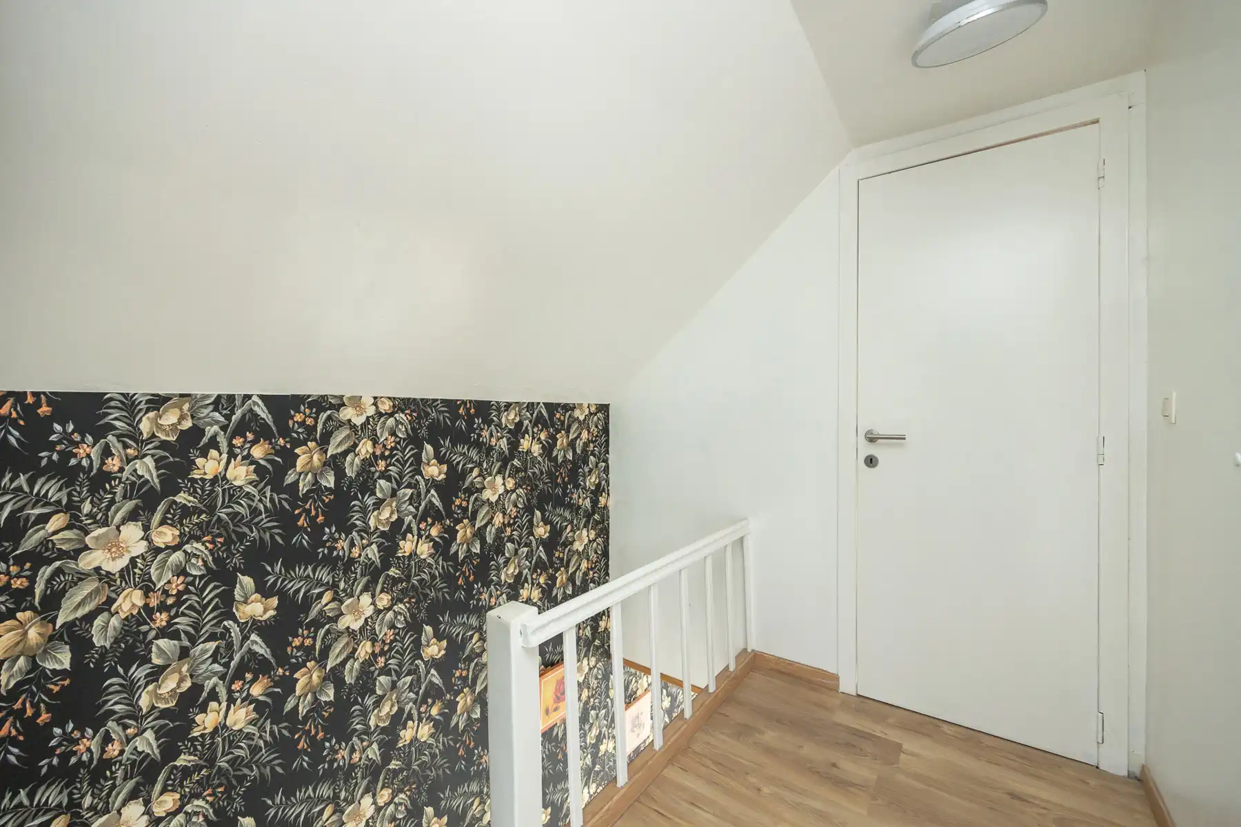 Waauw, ontdek deze charmante en recent vernieuwde woning foto 15