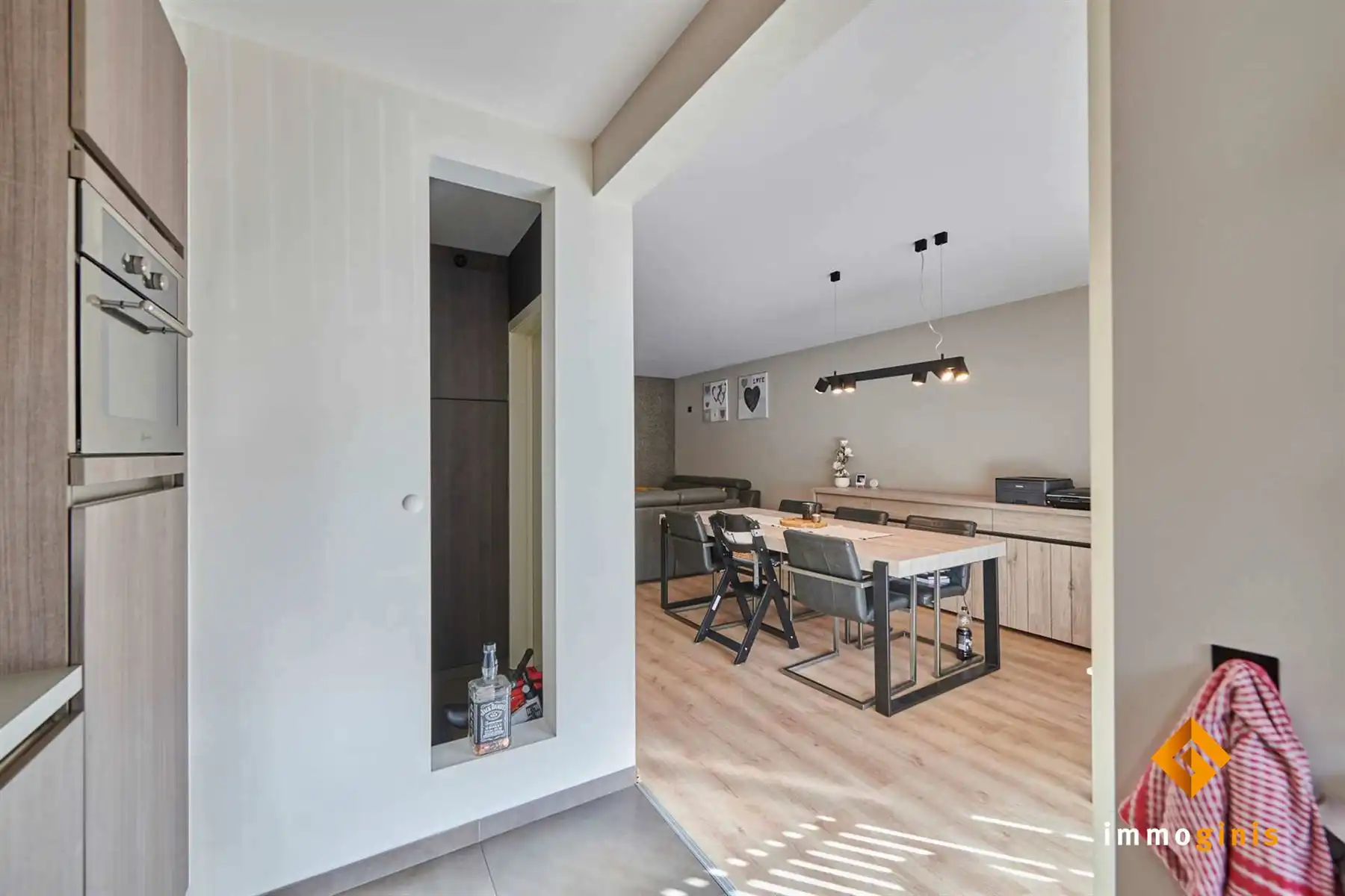 Energiezuinig gelijkvloers appartement met 2 slaapkamers, nabij het centrum van Genk! foto 5