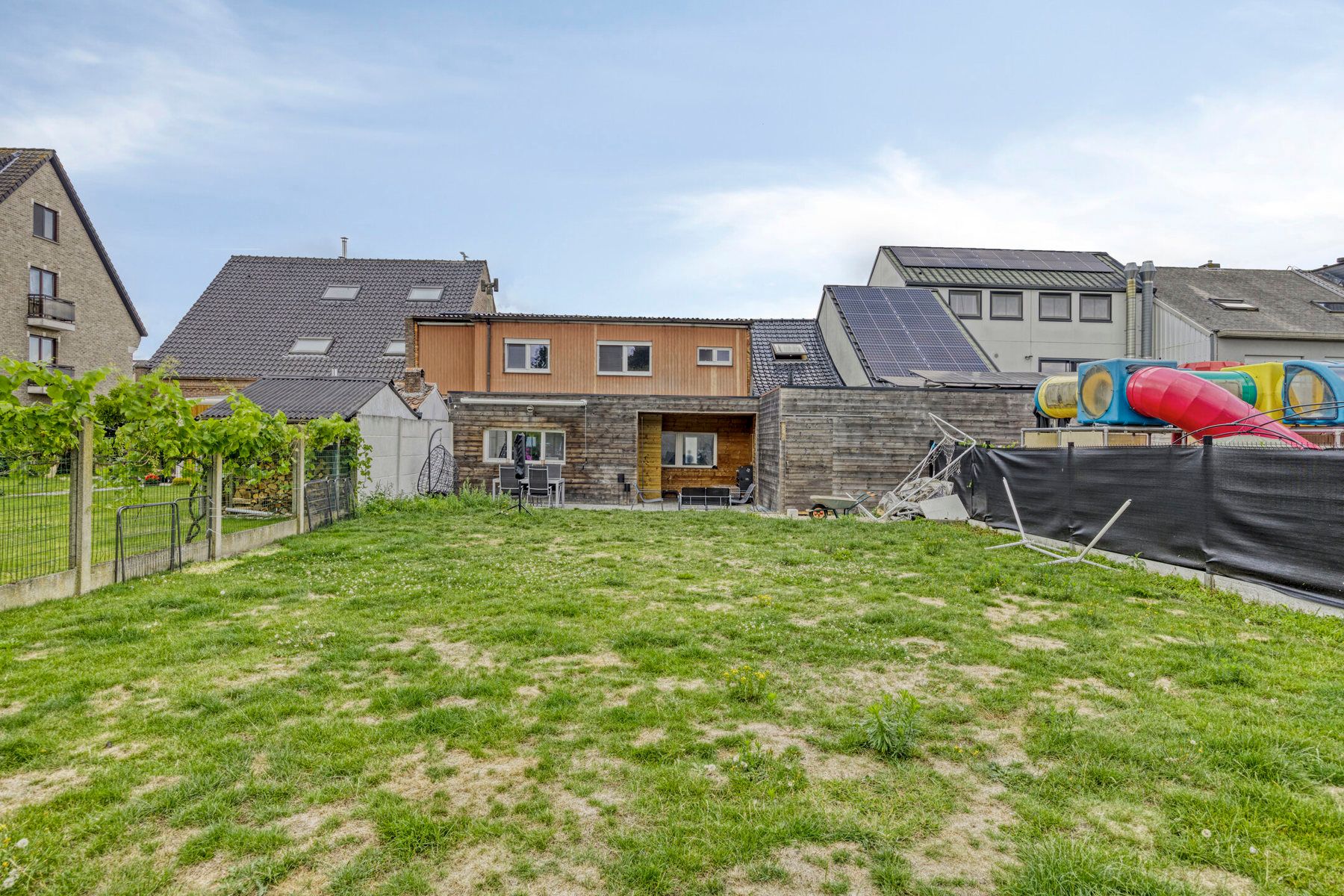 Ruime gezinswoning mét tuin op toplocatie te Dendermonde foto 14