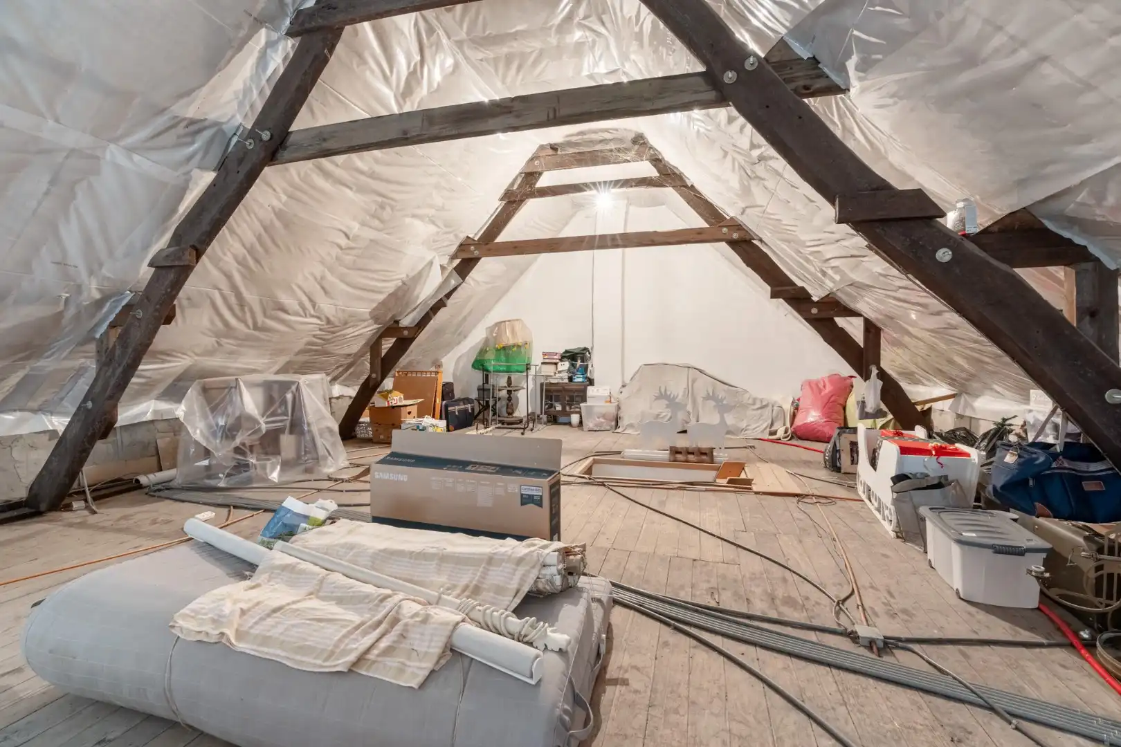Ruime, zeer rustig gelegen woning op een perceel 29a90ca te Molenbeersel - een deelgemeente van Kinrooi!  foto 32