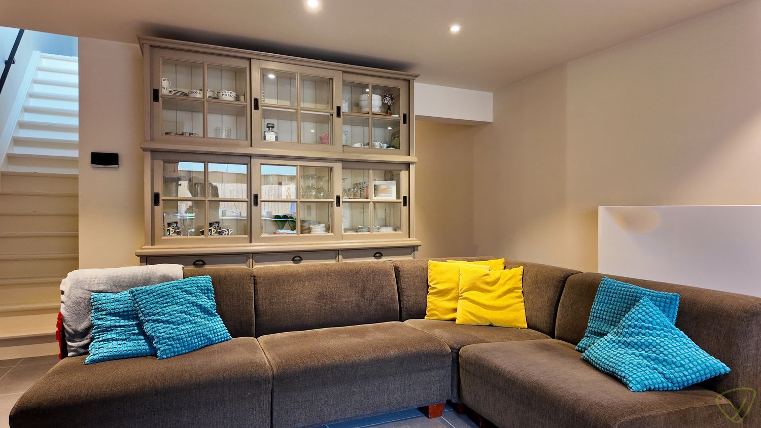 Gerenoveerde woning met zonnige tuin en  zonnepanelen in Eeklo! foto 9