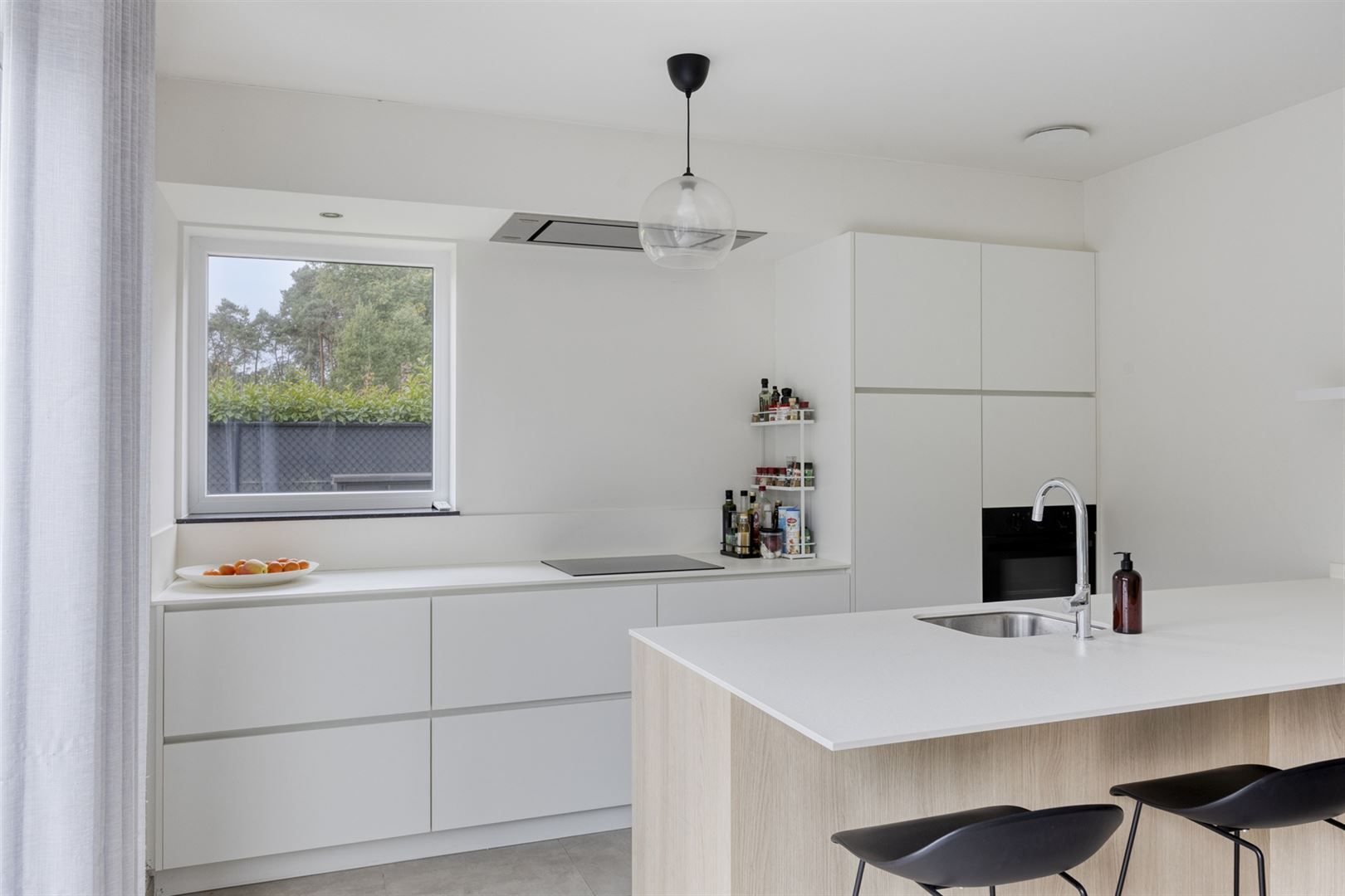 TE KOOP: Recente woning met 3 slaapkamers te Genk!  foto 8