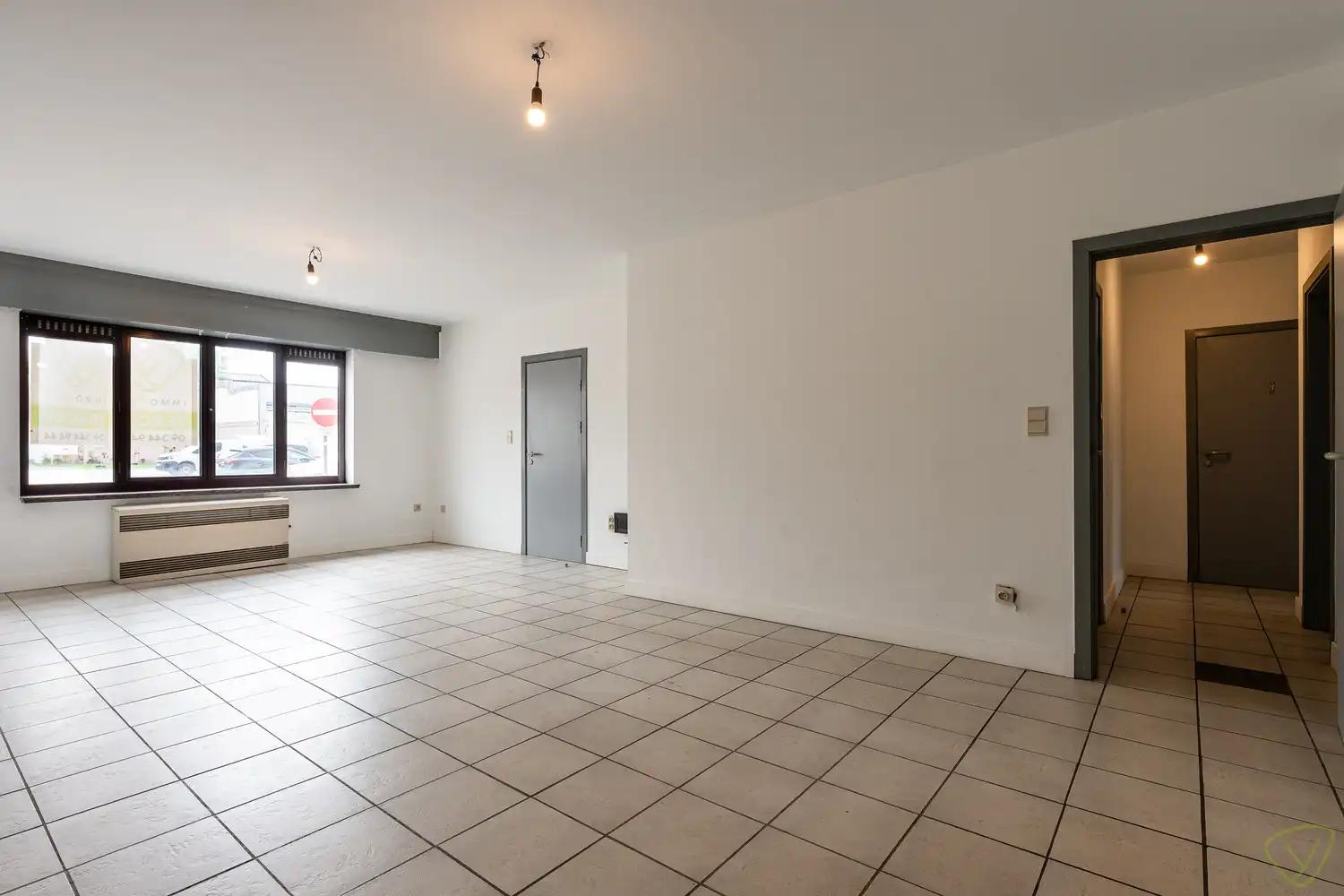 Ruim gelijkvloersappartement met private garage in de Kaaistraat! foto 19