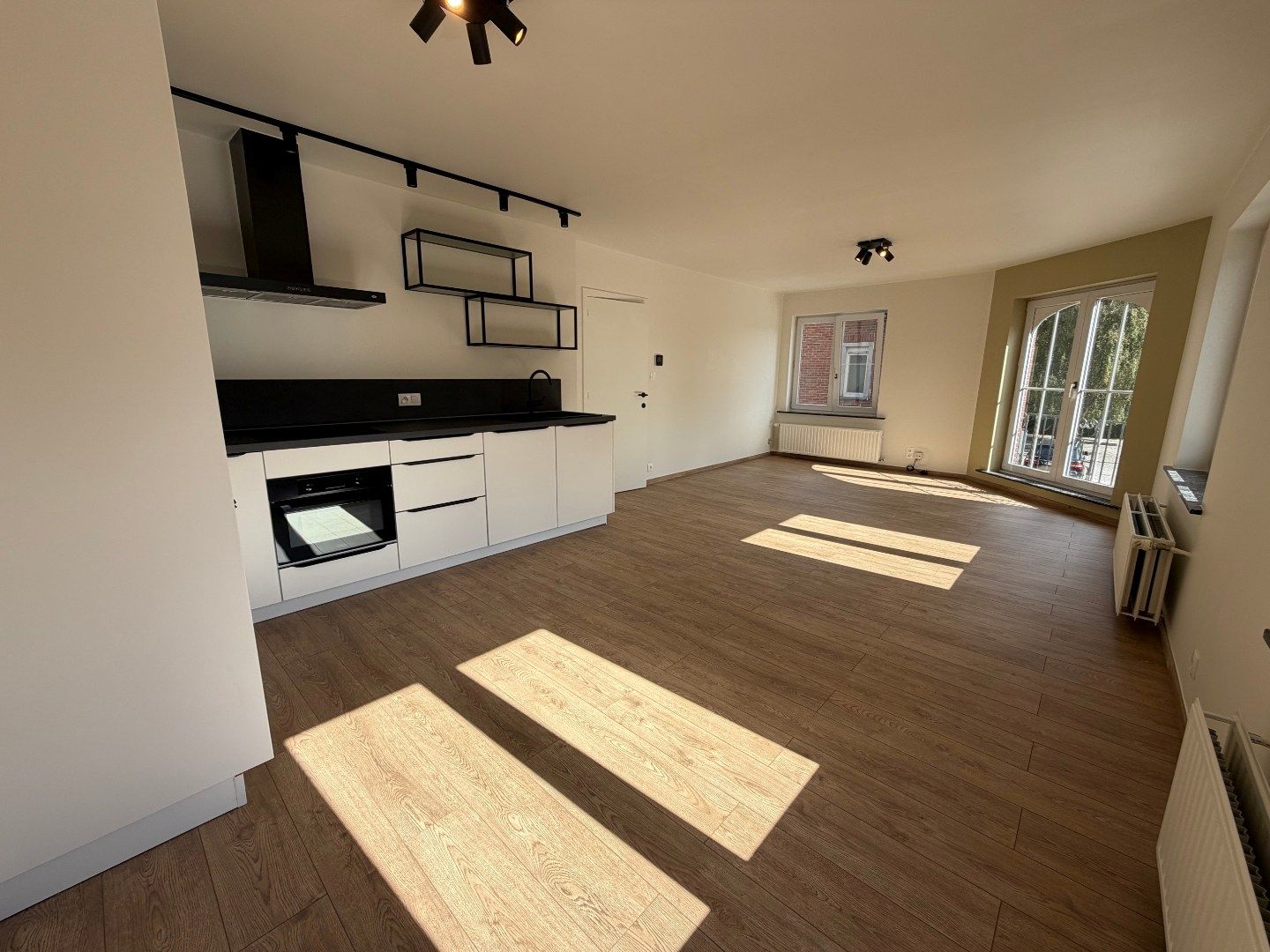 Ruim 3-slpk-appartement mét terras te Gavere-Asper foto 5