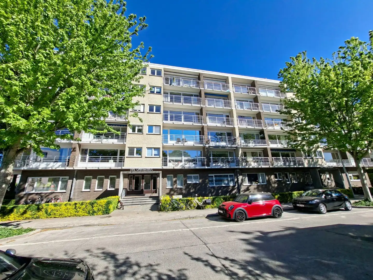 Instapklaar gelijkvloersappartement foto 12