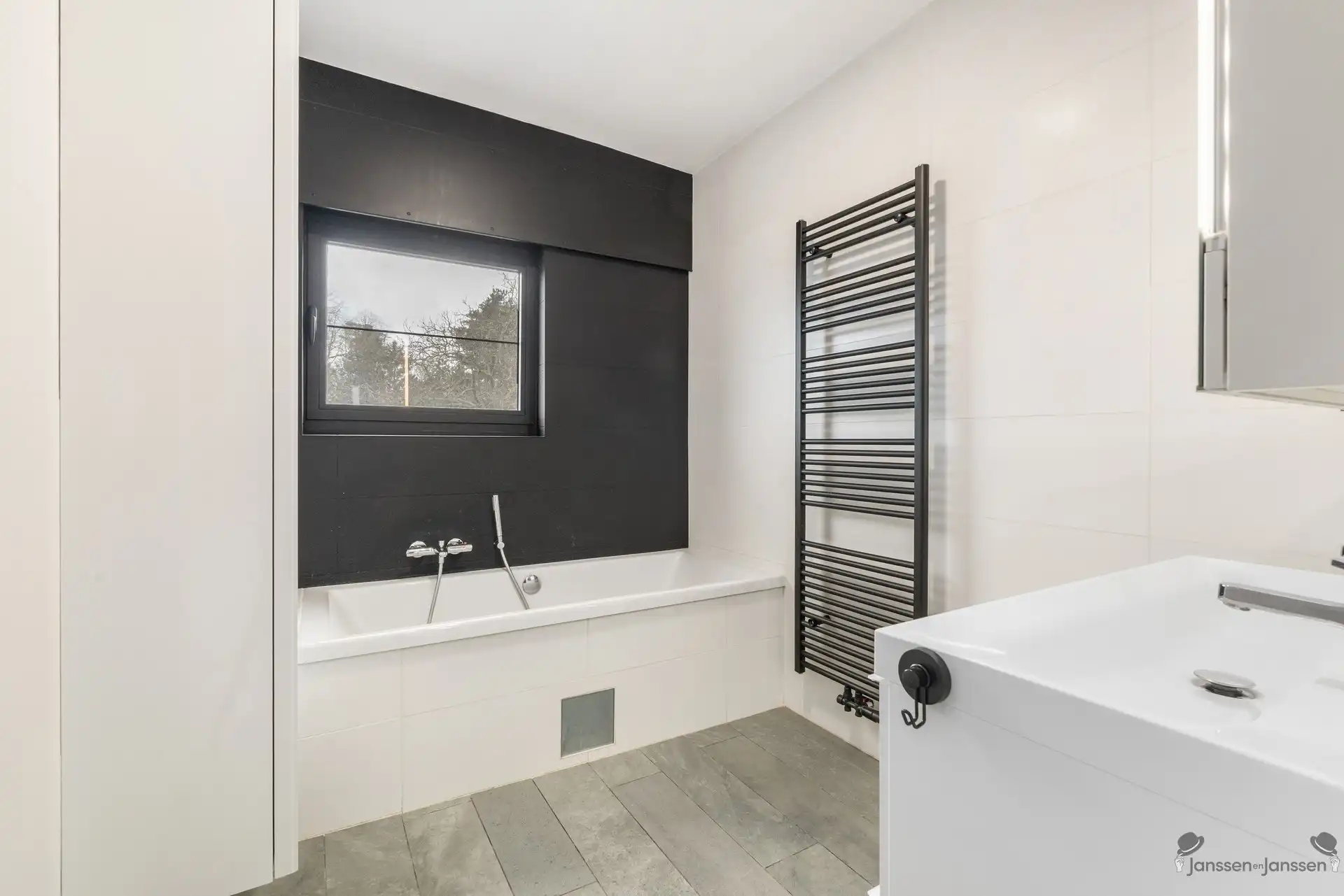 Gerenoveerde woning met 3 slaapkamers te Tessenderlo foto 18