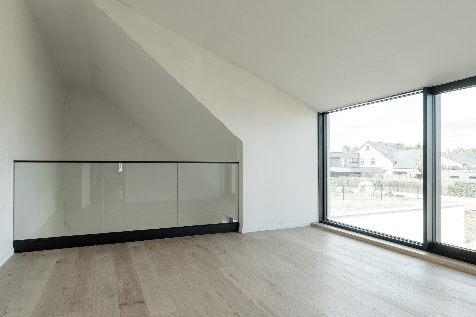 Hoogwaardig, volledig afgewerkte nieuwbouwwoning in authentieke hoeve op een perceel van 12a27ca!  foto 19