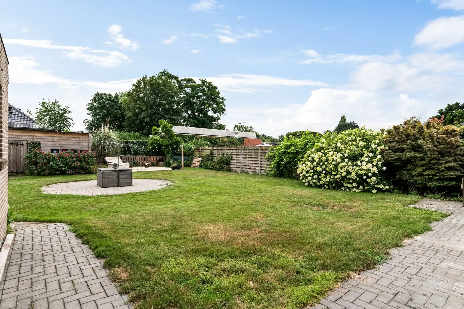 Ruime gezinswoning met zuidgerichte tuin foto 21