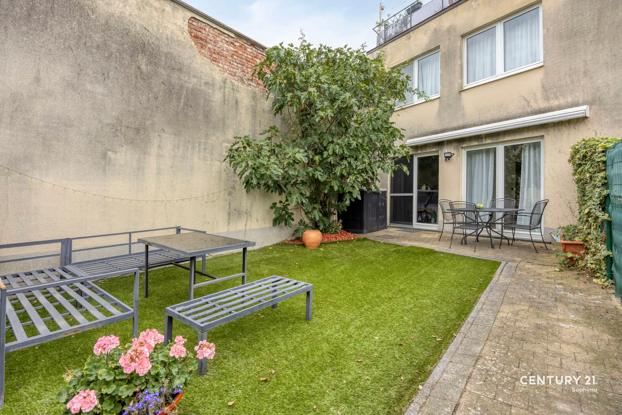 Appartement met 2 slaapkamers & tuin in centrum Keerbergen foto 15