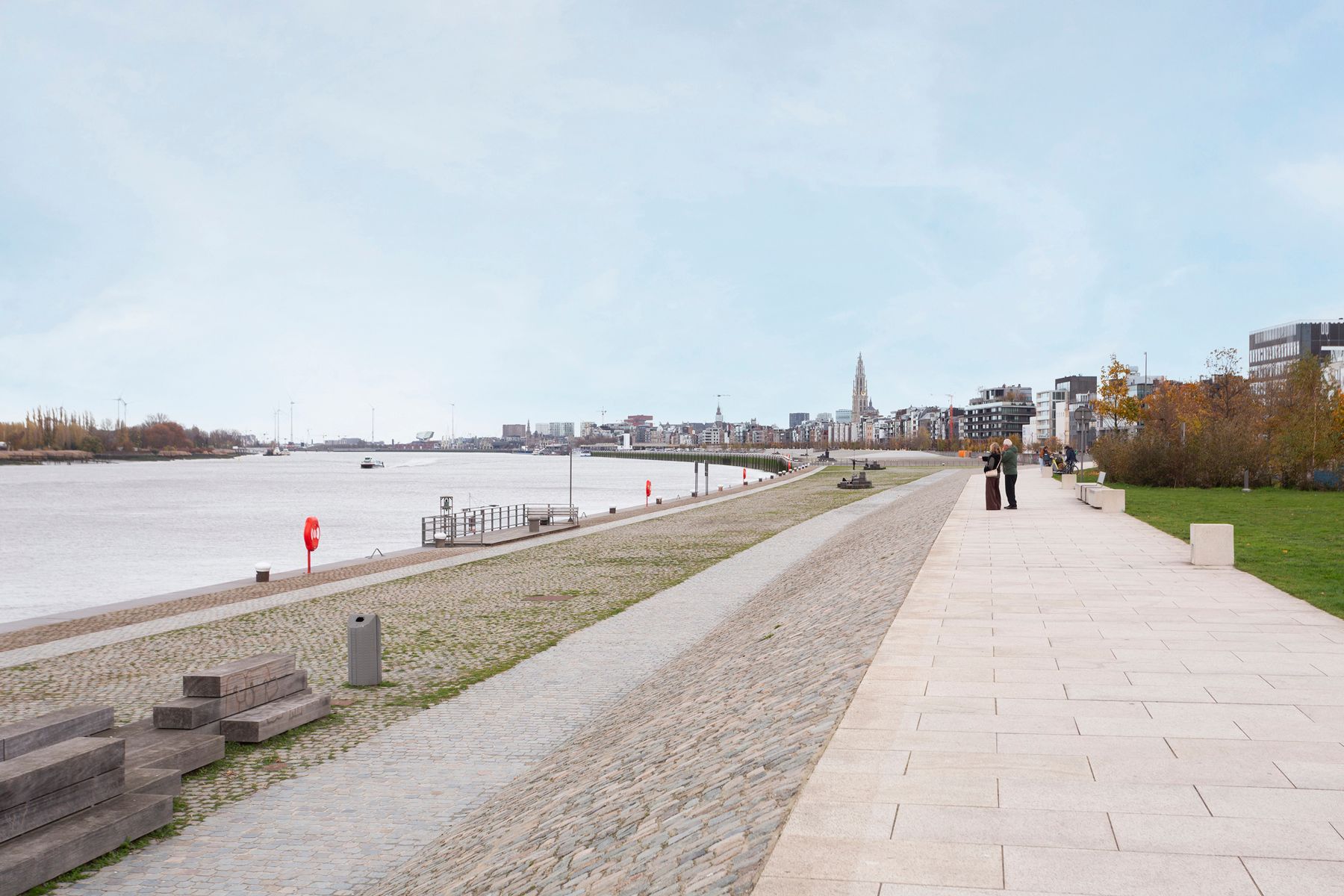 Volledig gerenoveerd gemeubeld appartement met terras aan het Zuidpark foto 14