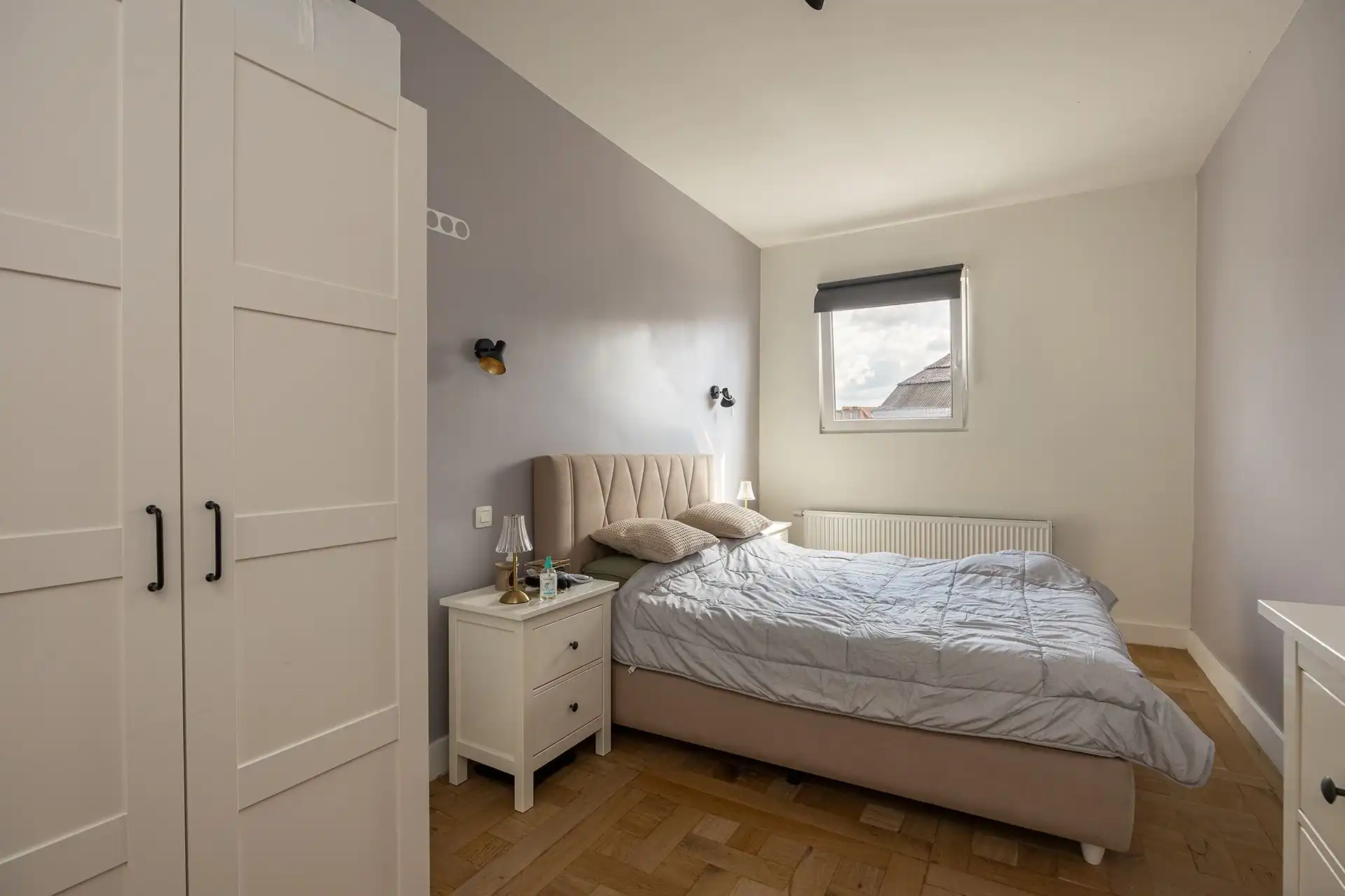 Gerenoveerd tweeslaapkamer appartement te Deurne-Zuid foto 9