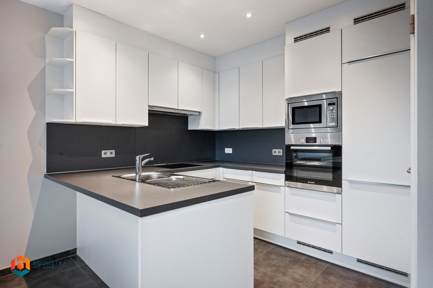 Appartement met 2 slpkrs en garage in Lier foto 3