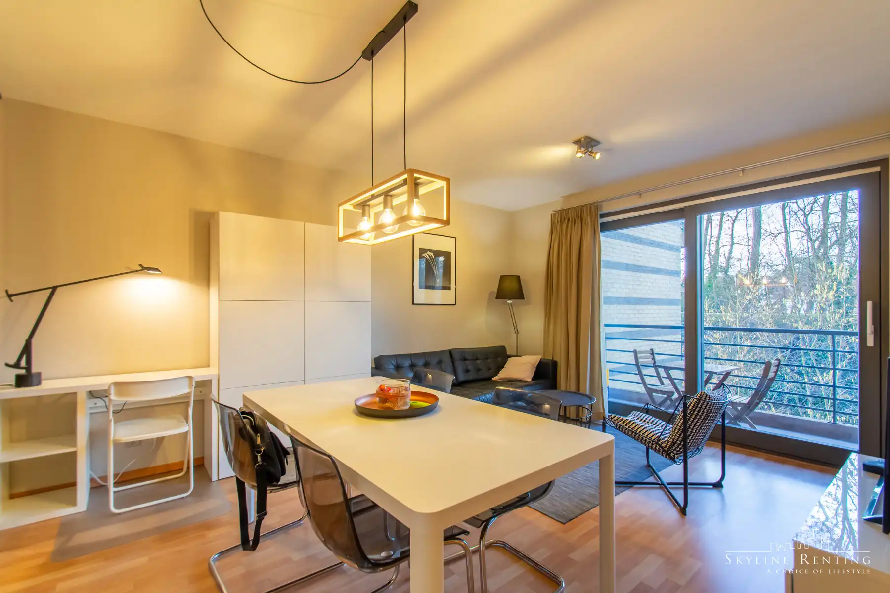 LICHTRIJK - 1 slaapkamer GEMEUBELD appartement met terras foto 4