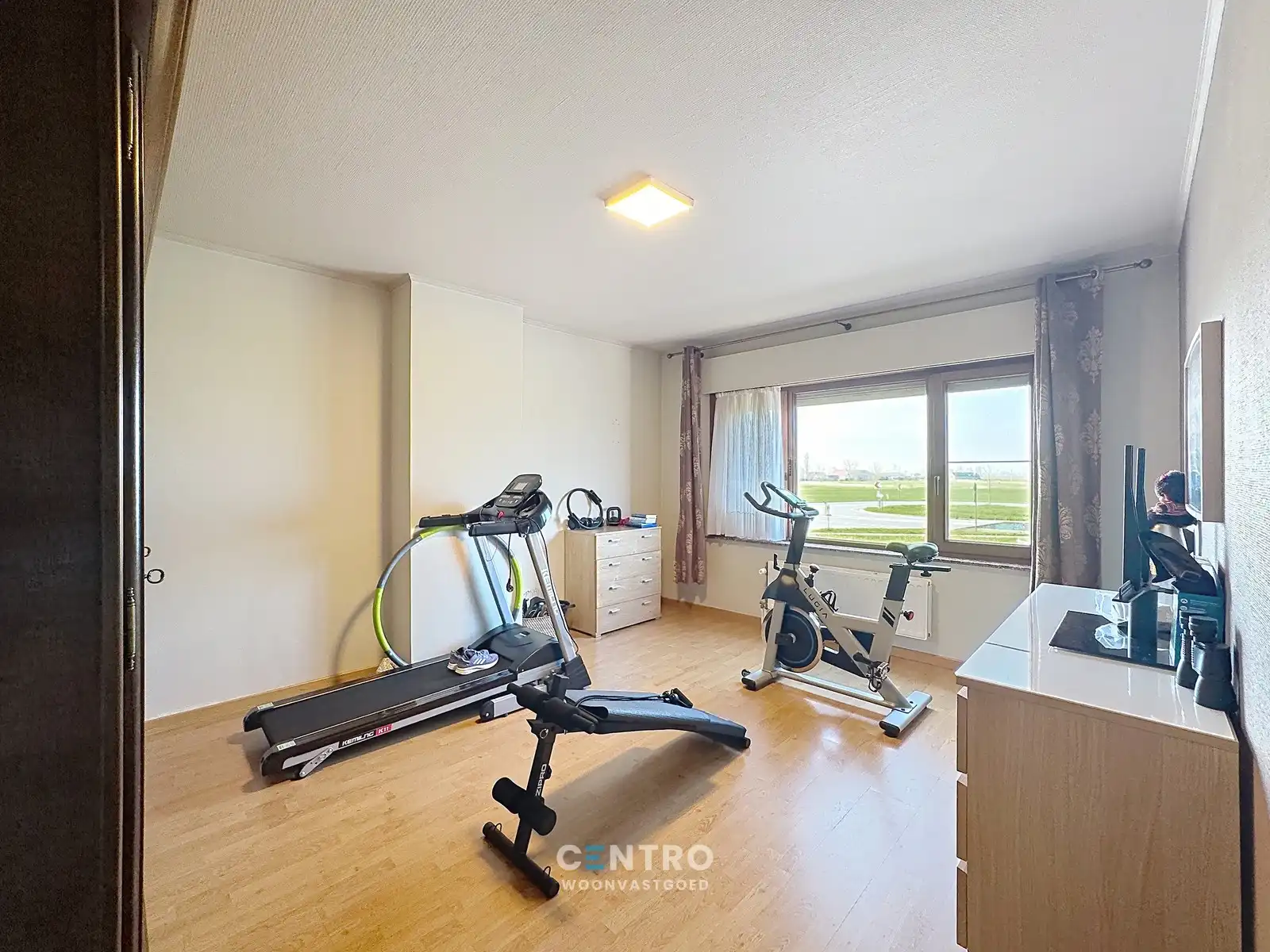 Woning met magazijn op interessante ligging te Gistel! foto 16