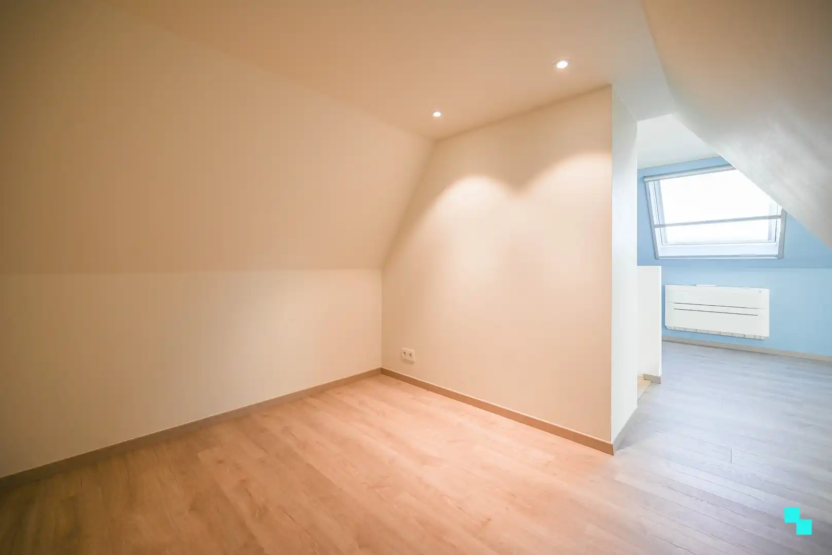 Riante handelswoonst in Waregem foto 37