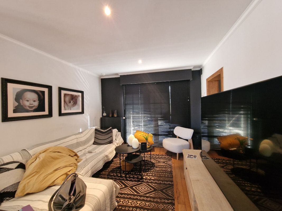 Handelspand met uitzonderlijke visibiliteit & ruim appartement – Toplocatie foto 7