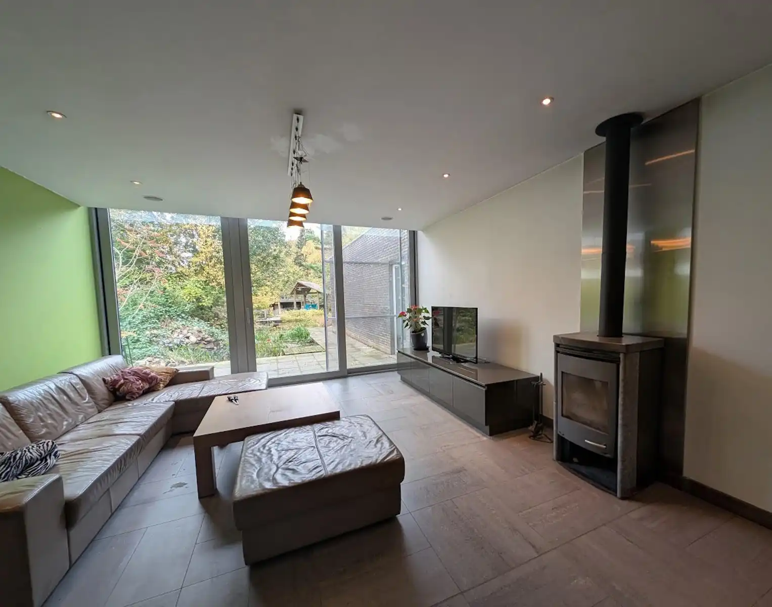 Ruime riante instapklare gezinswoning foto 5