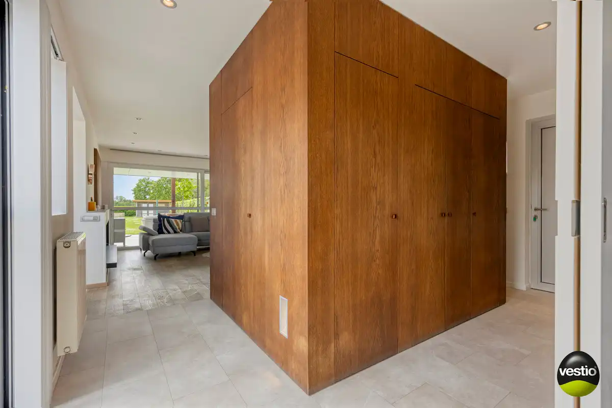 TIJDLOZE MODERNE WONING OP 10A73CA TE HOESELT. foto 20
