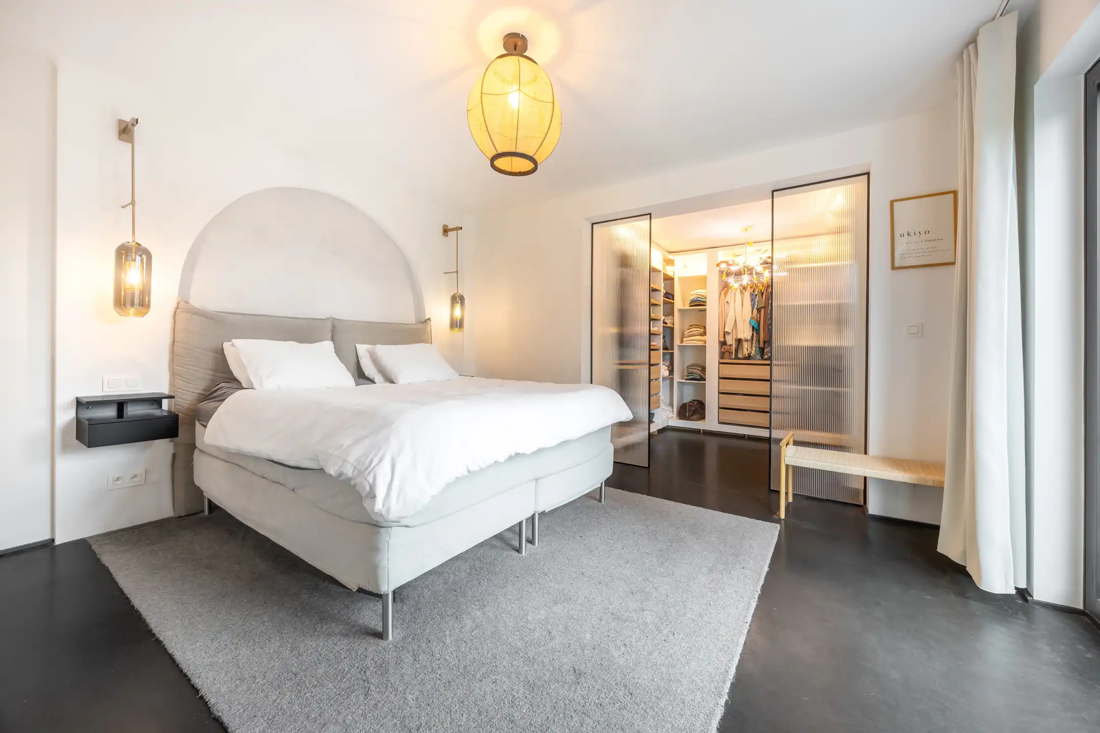 Een designparel in het groen met prachtige buiten bar foto 24