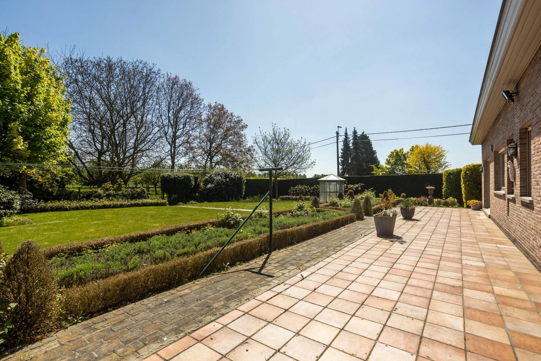 Unieke villa, rustig gelegen met prachtig uitzicht  foto 19