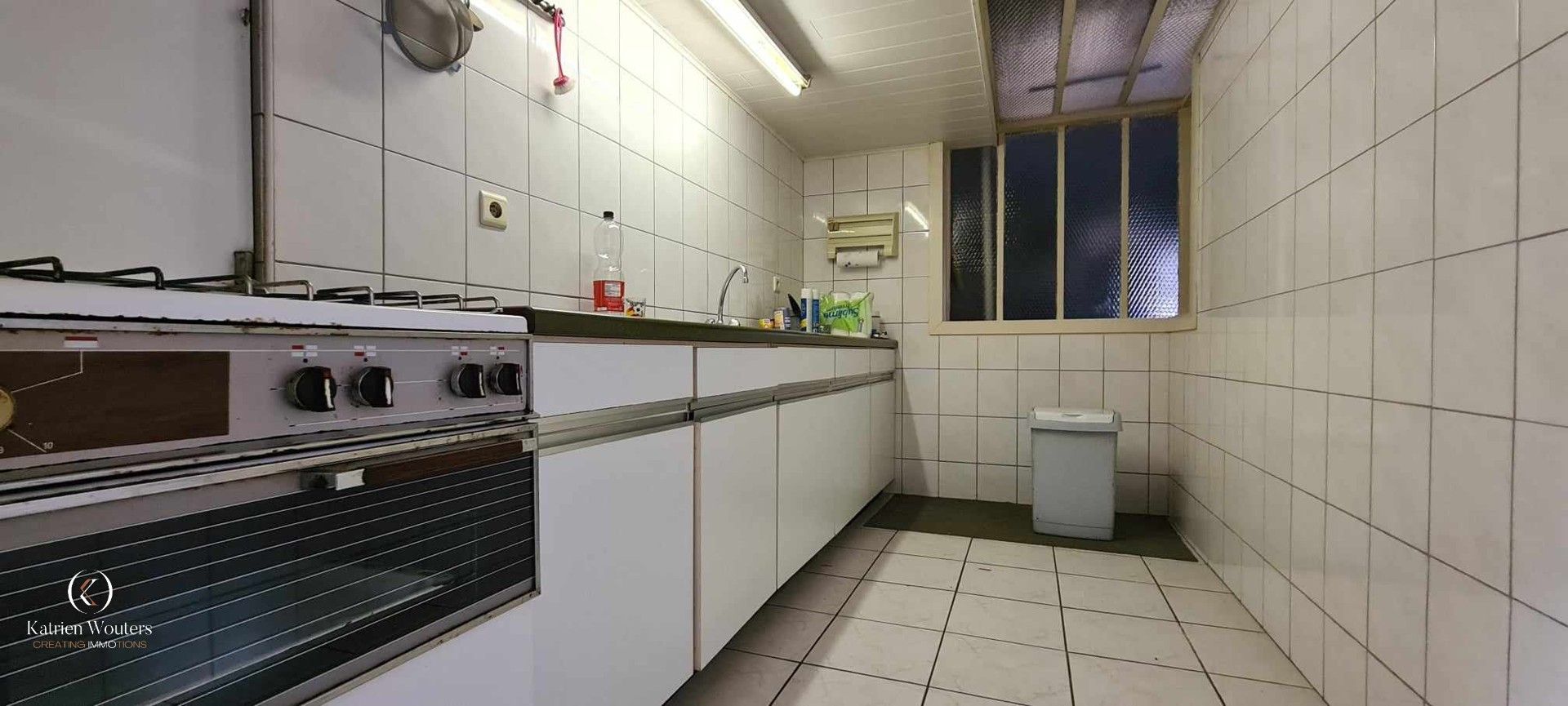 Ruime renovatiewoning met grote tuin foto 8