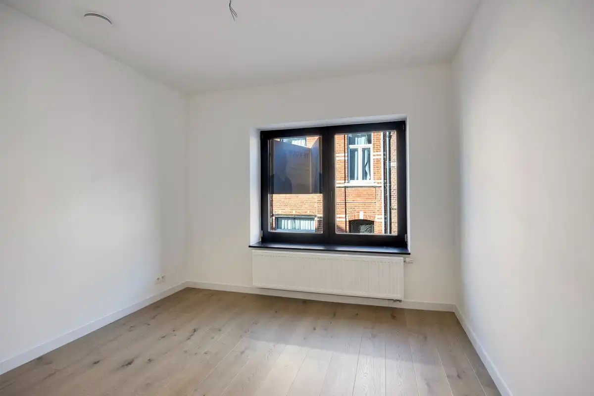 Volledig gerenoveerde woning met 3 slaapkamers, 2 badkamers en tuin in Tienen! – EPC A - bewoonbare opp. 139 m² foto 19