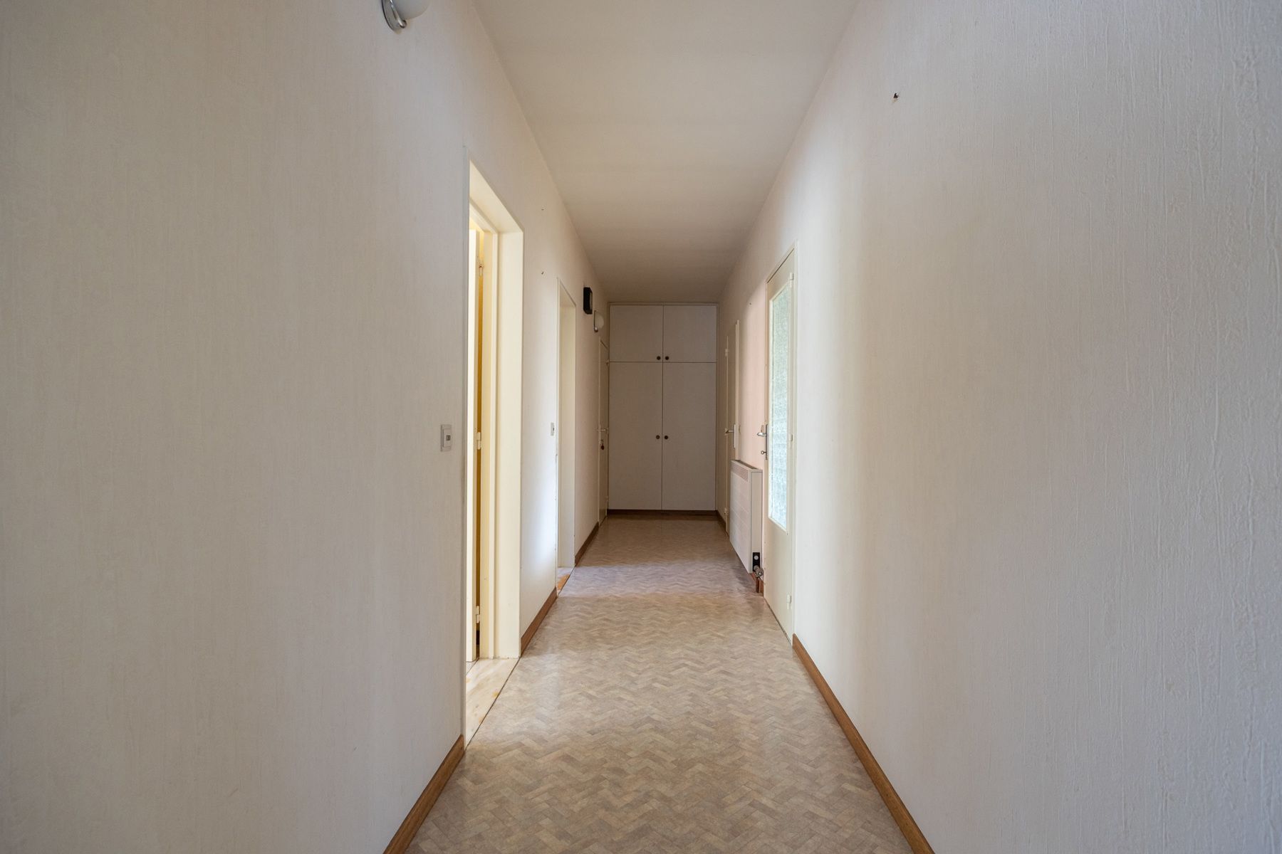 Laagbouwwoning op een perceel van 633 m² in een doodlopende straat in het centrum van Merksplas. foto 7