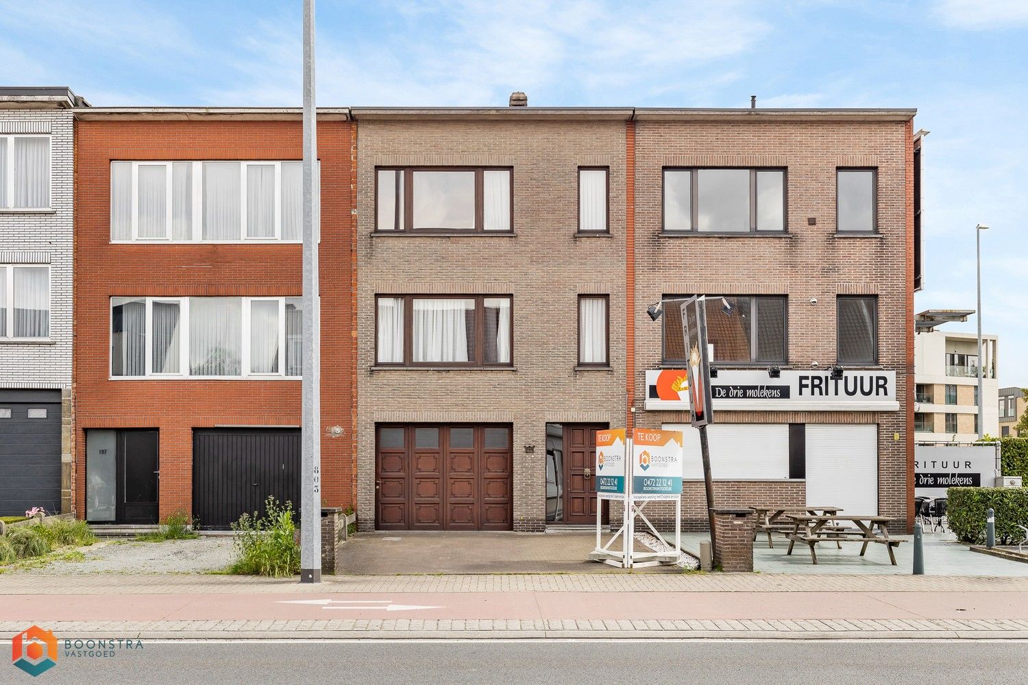 Hoofdfoto van de publicatie: Instaklare woning met 3 slpkrs en inpandige garage