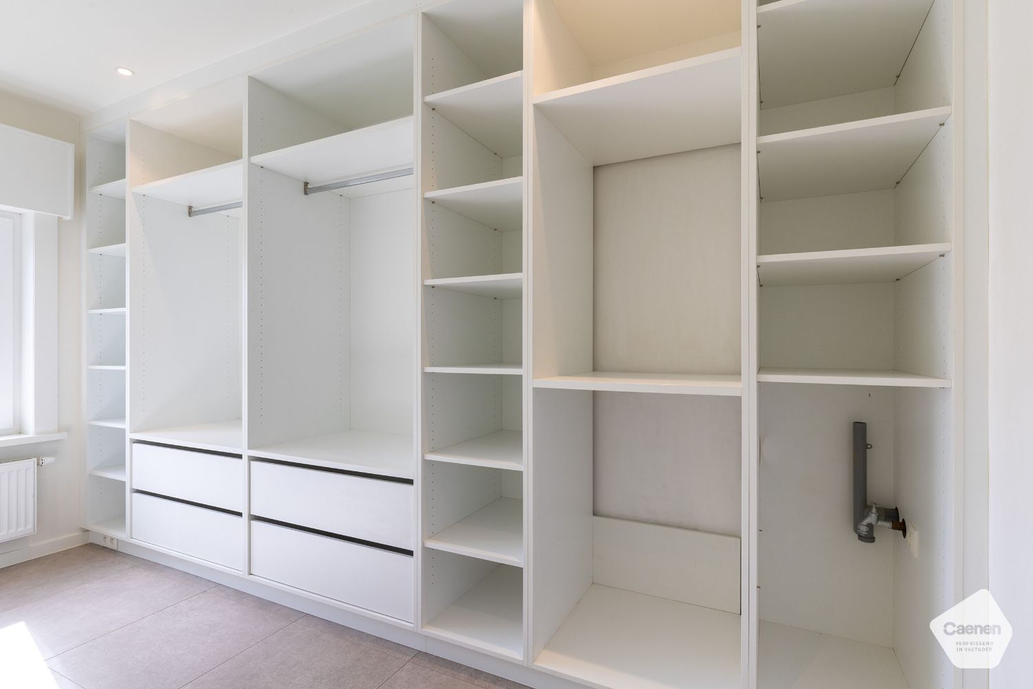 Volledig gerenoveerd appartement met 2 slaapkamers foto 6