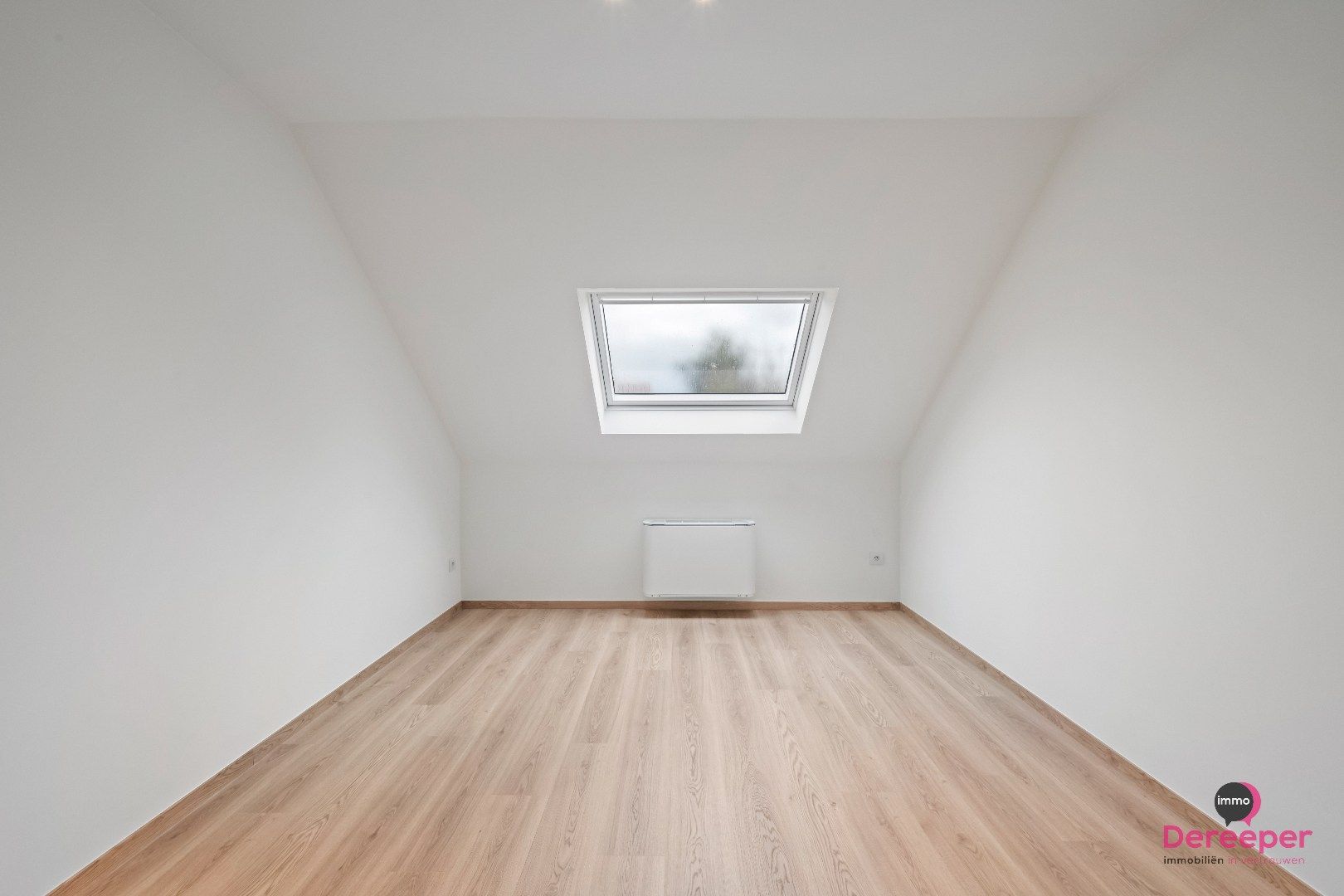 Rustig gelegen halfopen nieuwbouwwoning  foto 14