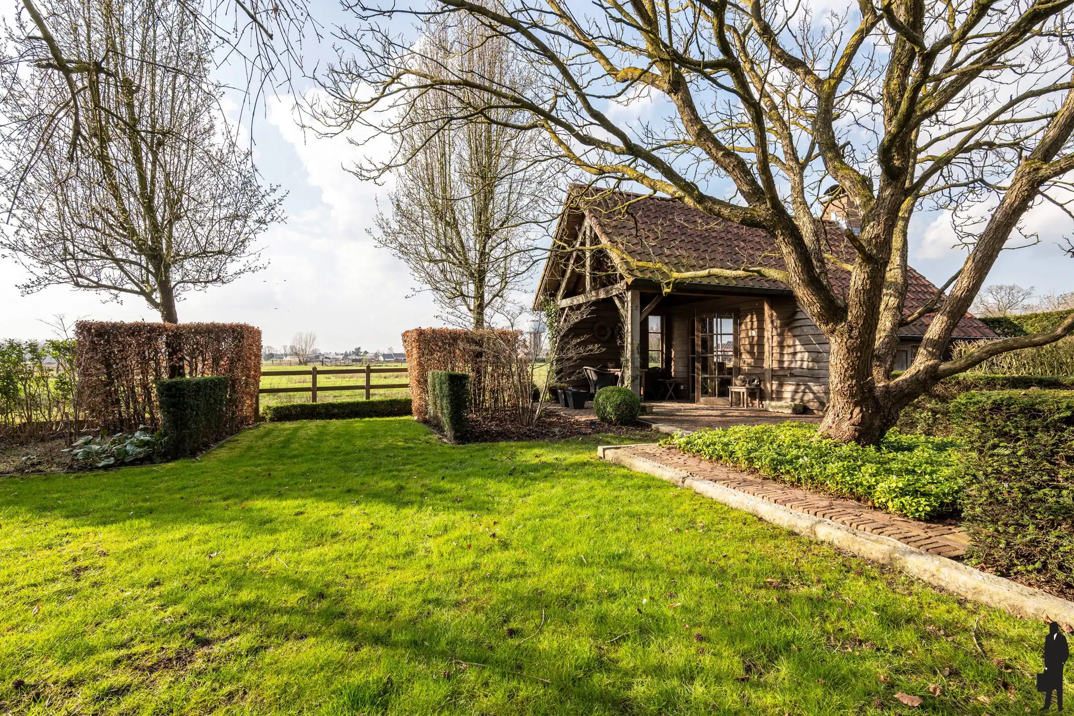Rustig gelegen villa met 5 slaapkamers, sauna en bijgebouw foto 3