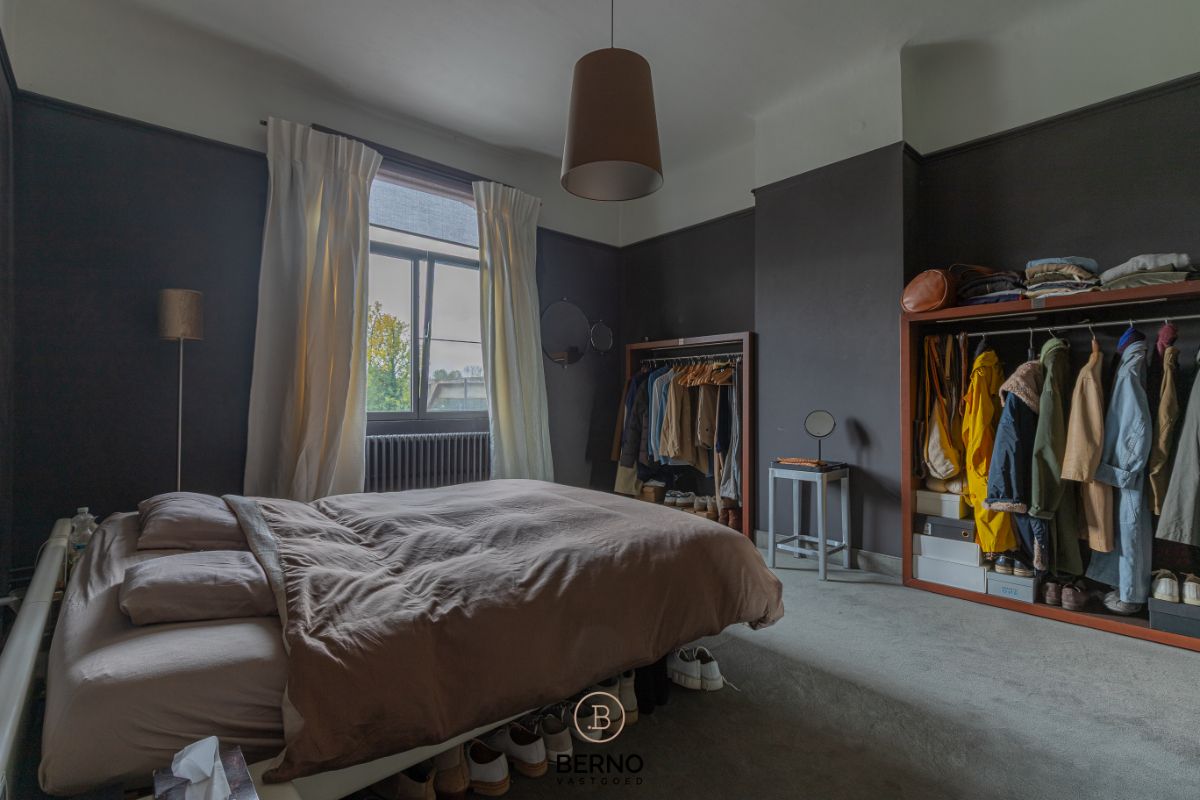 Karakterwoning aan de rand van Dendermonde centrum foto 13