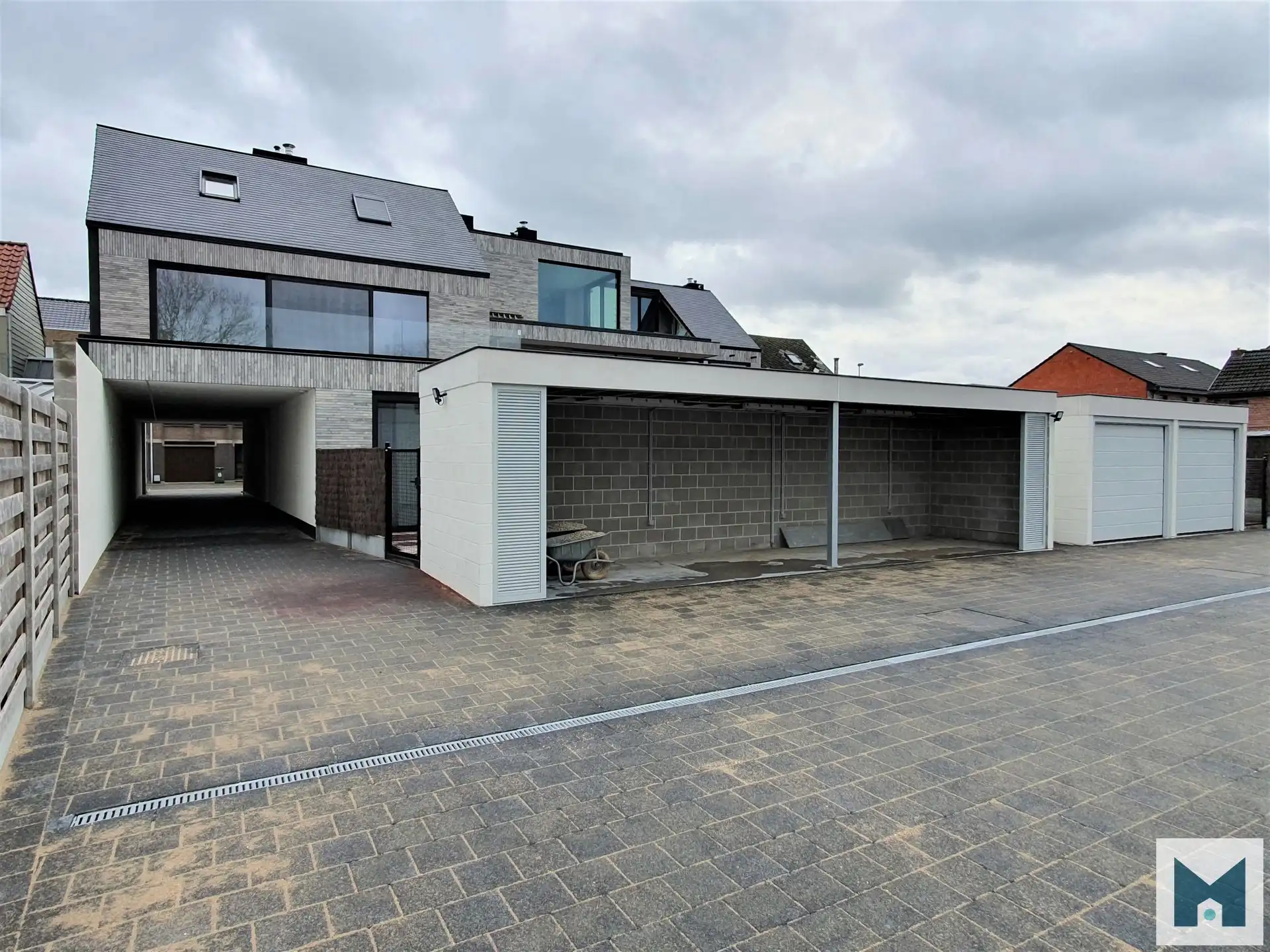 Prachtig lichtrijk nieuwbouwappartement met 2 slaapkamers! foto 3