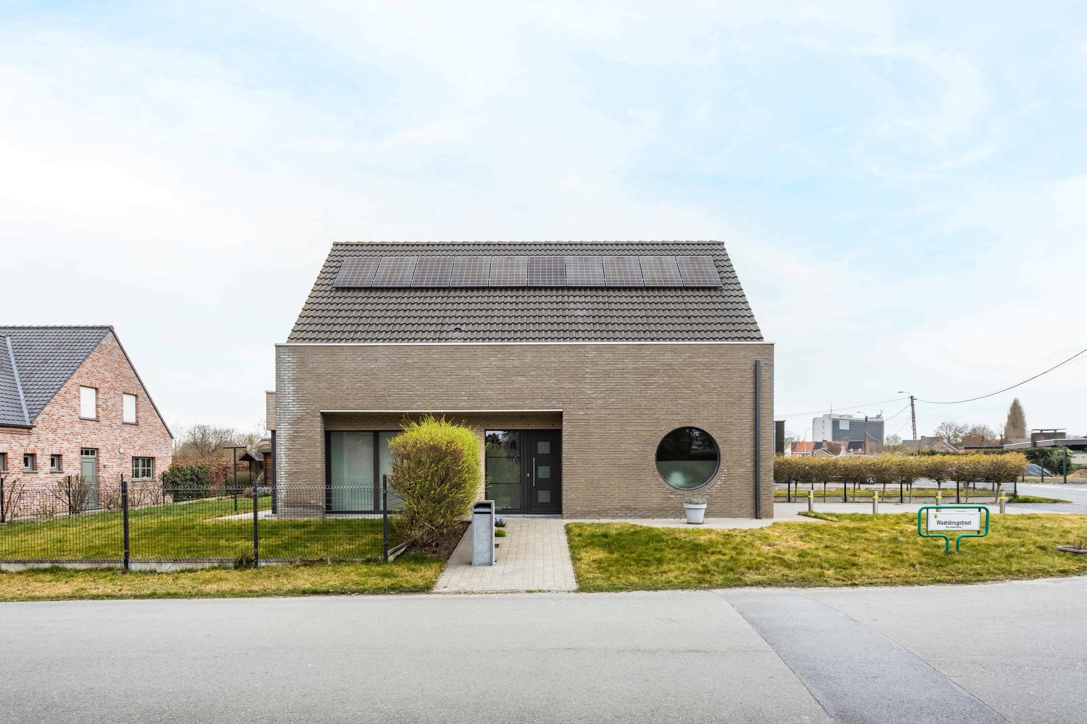 Recente energiezuinige open bebouwing foto {{pictureIndex}}