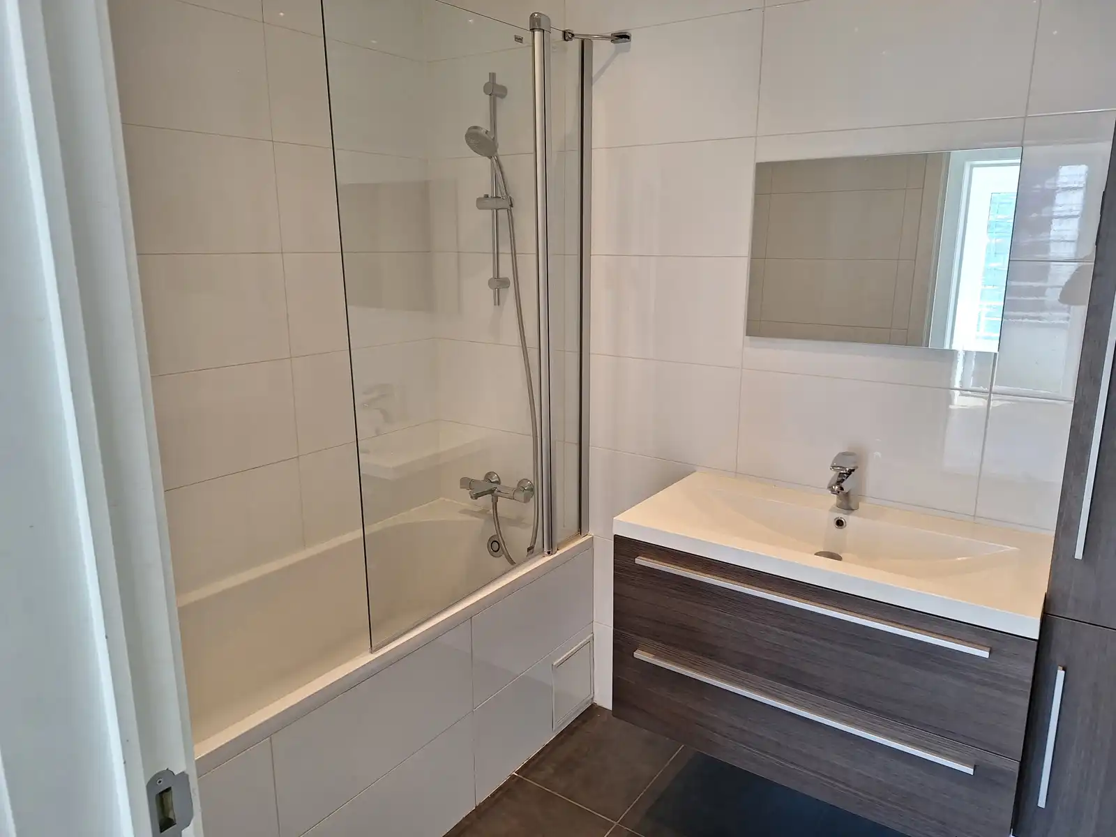 Oosterveldwijk | Ruim 2 slpk app. met terras  foto 4