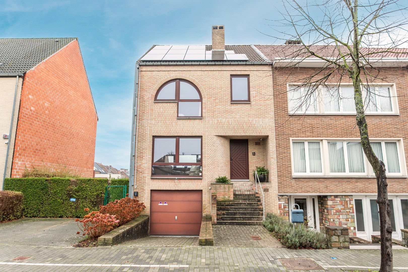 Ruime, energiezuinige woning met garage foto 2