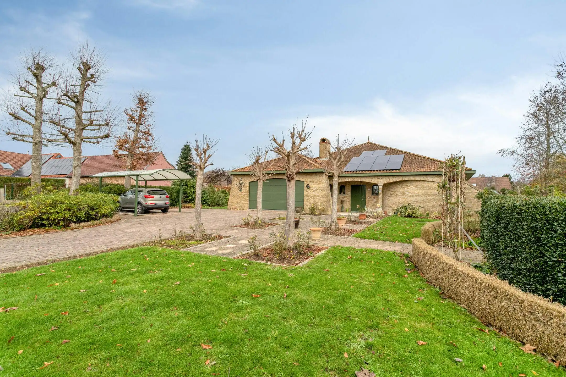 Hoofdfoto van de publicatie: Alleenstaande villa met 3 slaapkamers in Ronse te koop