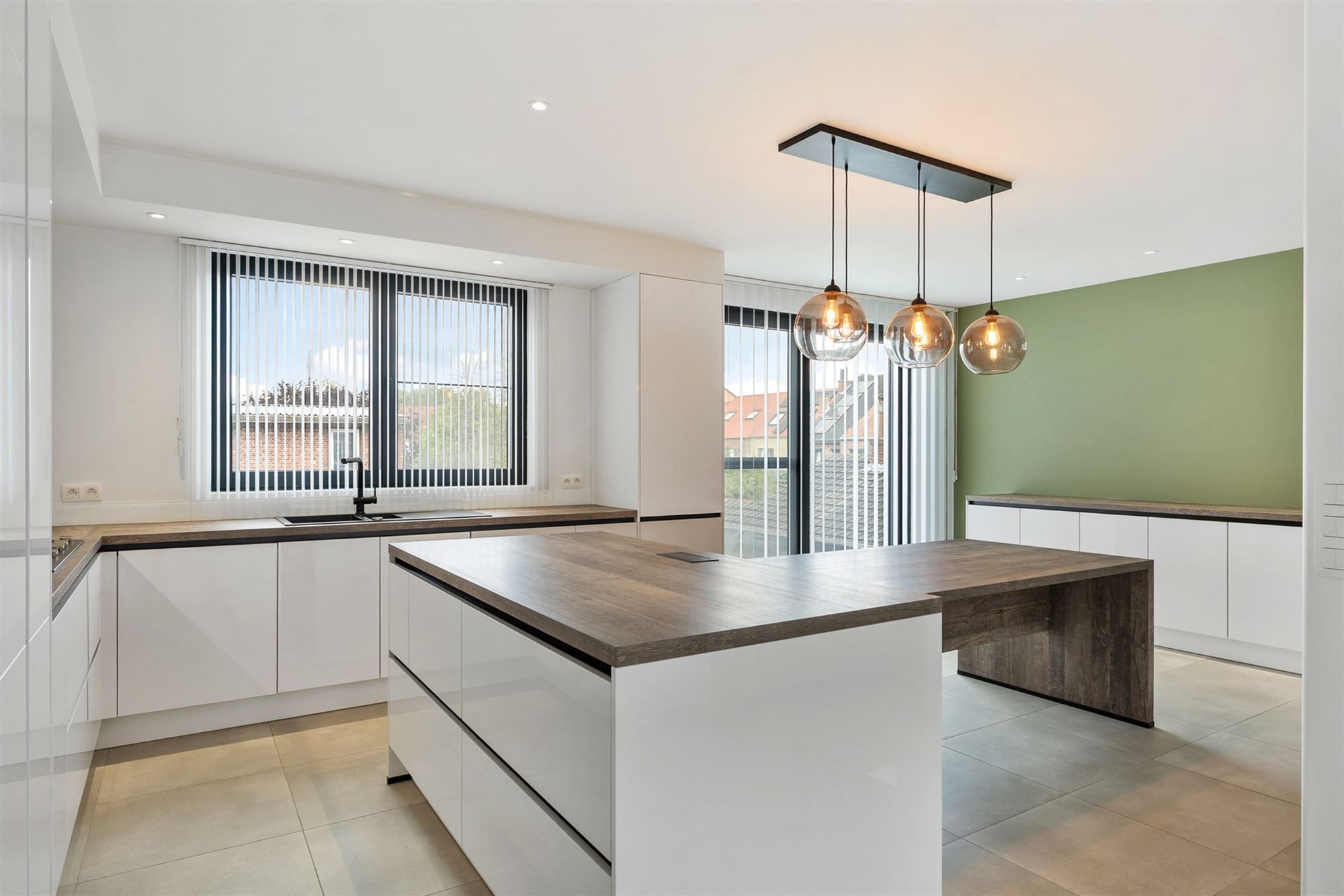 RECENT GERENOVEERDE WONING (175M²) MET HOBBY-/WERKRUIMTE VAN 212M² IN HASSELT CENTRUM foto 8