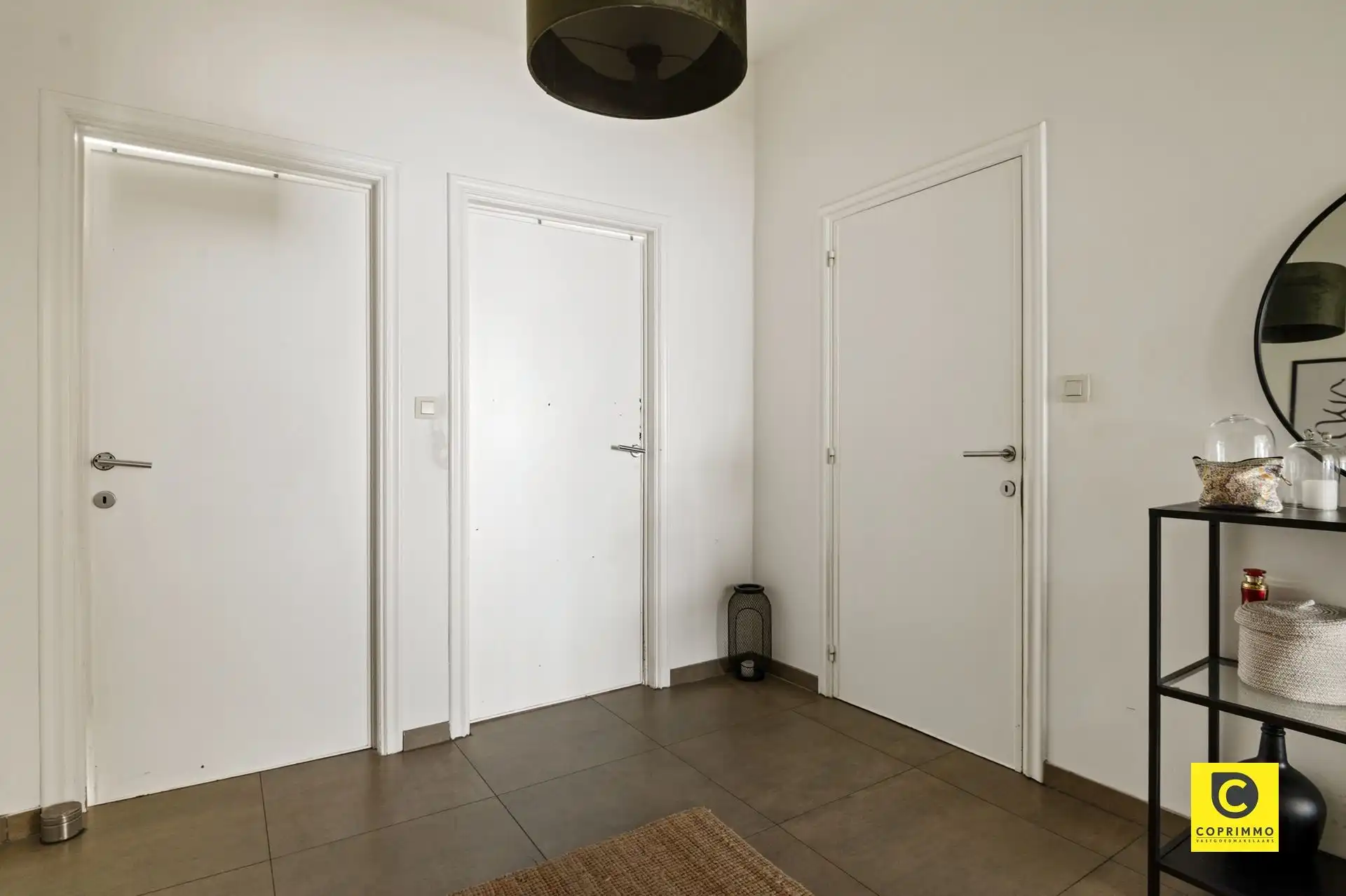 Instapklaar GLV app. met 2 slpks en groot terras! foto 4